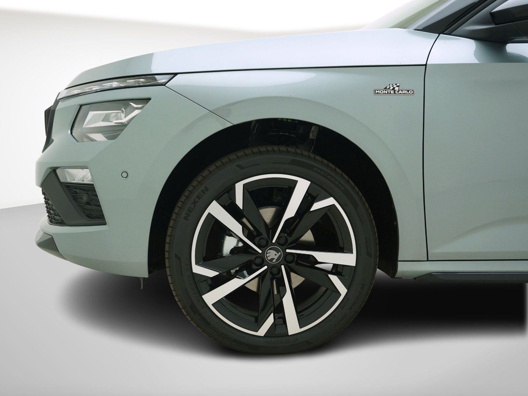 SKODA Kamiq 1.5 TSI Monte Carlo-image-6