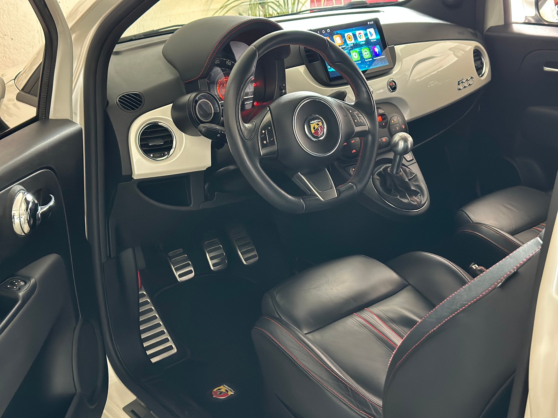 FIAT 500 1.4 16V Turbo Abarth 695 SS-image-16