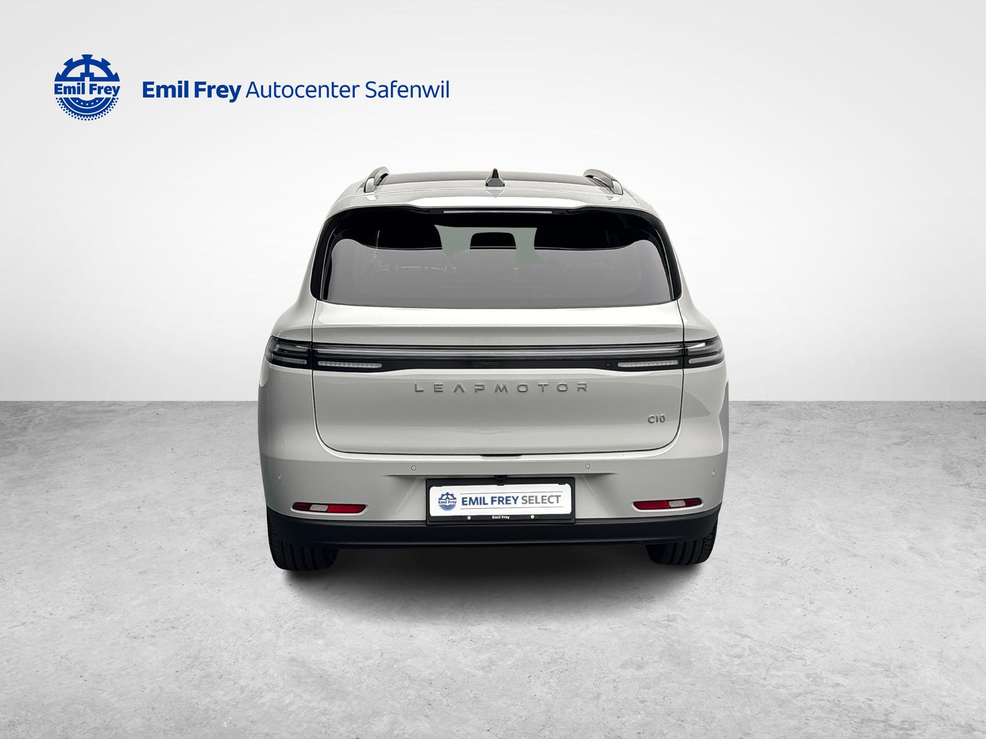 LEAPMOTOR C10 1.5 REEV Design-image-3