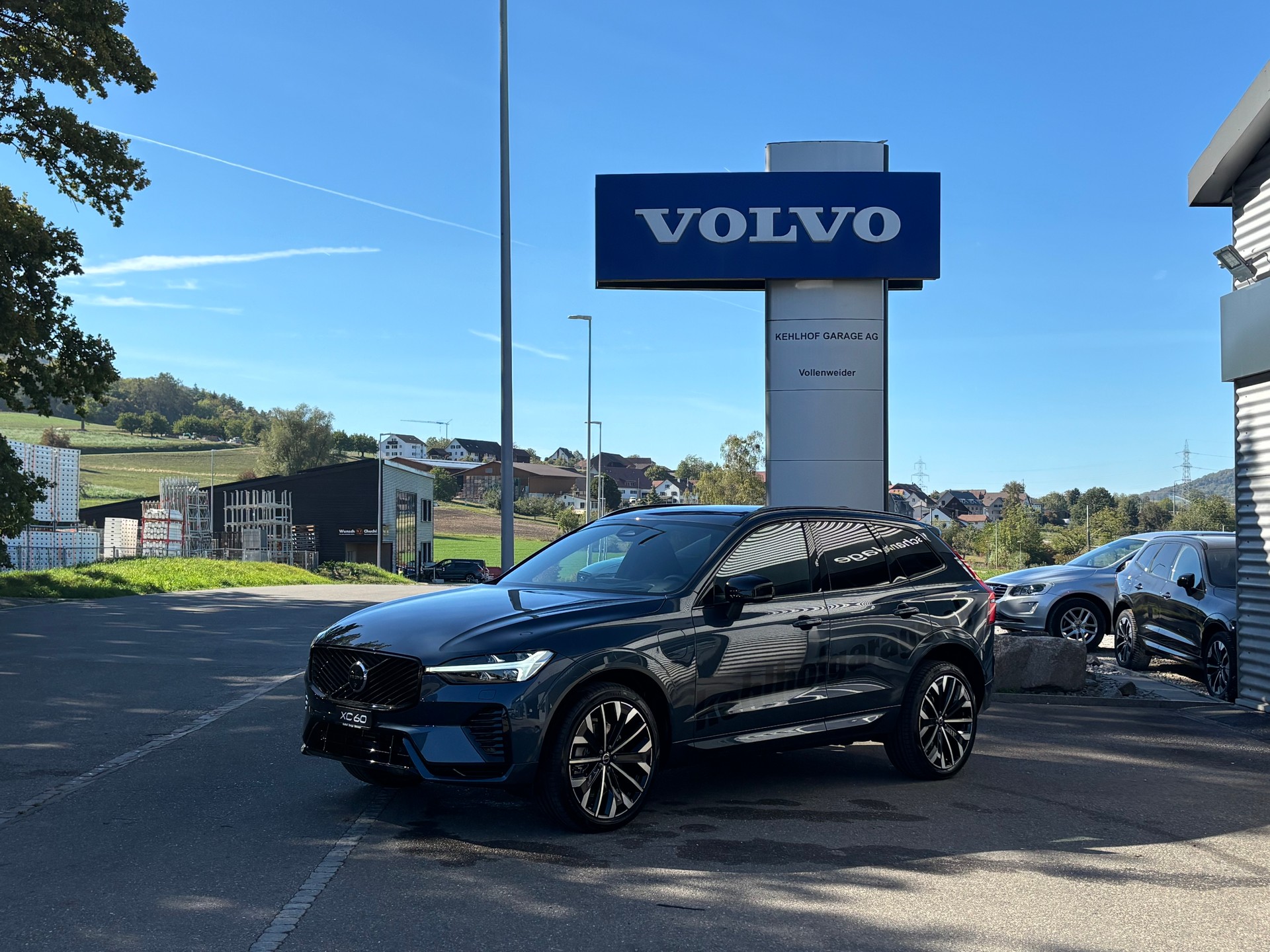 VOLVO XC60 2.0 T8 TE Ultra Dark eAWD-image-0
