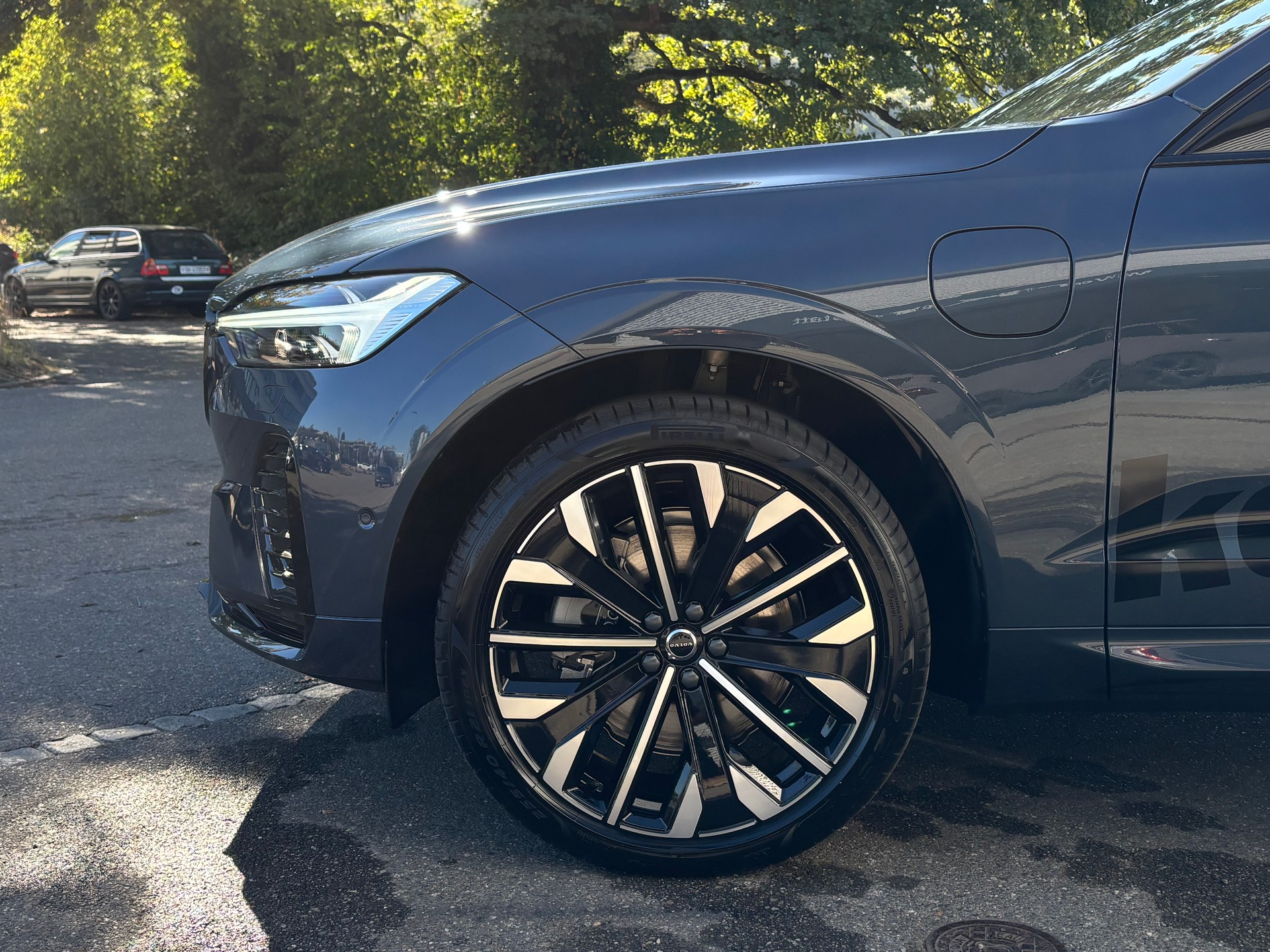 VOLVO XC60 2.0 T8 TE Ultra Dark eAWD-image-1