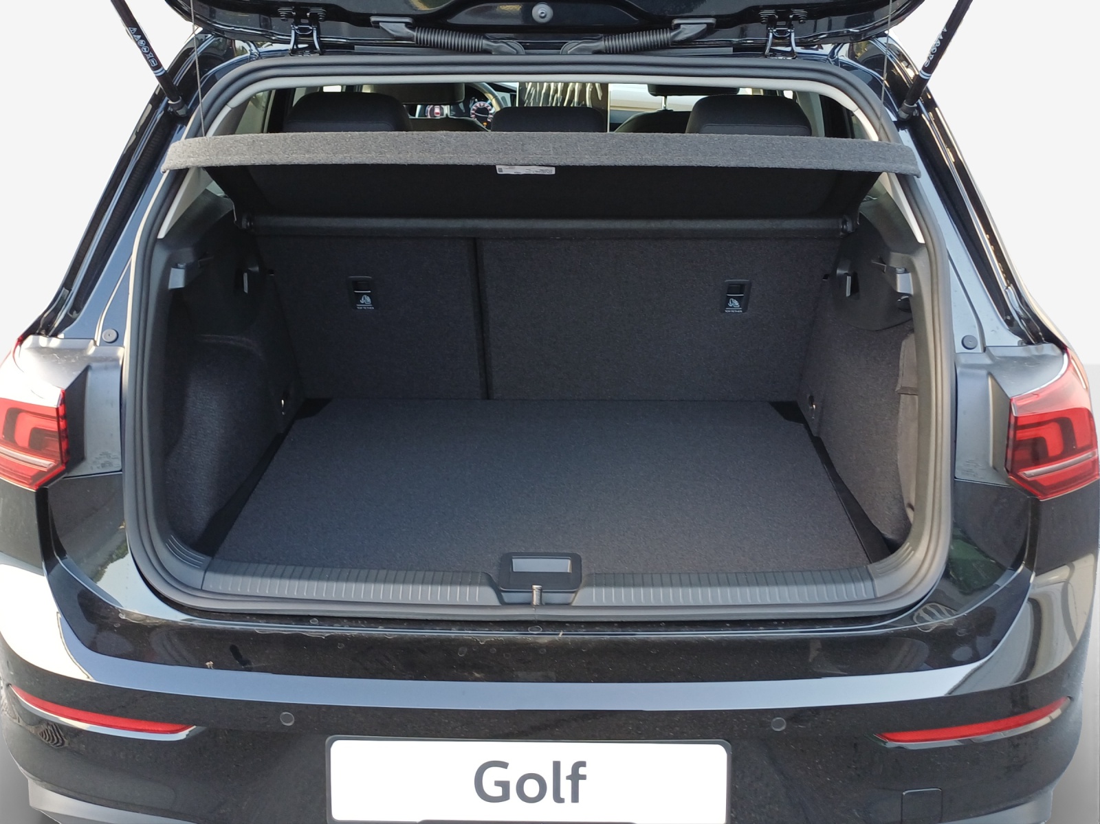VW Golf 1.5 e TSI mHEV Value DSG-image-12