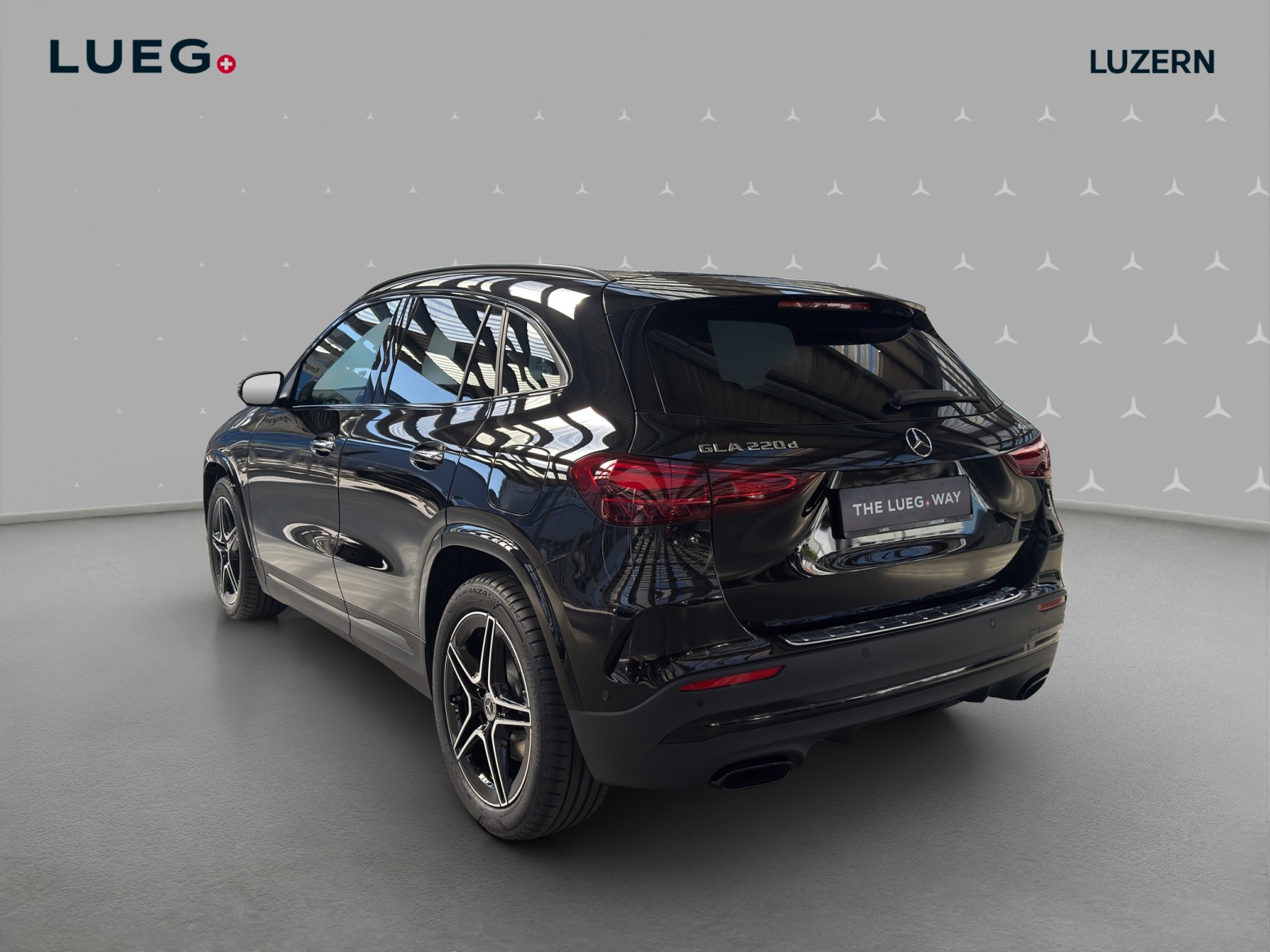 MERCEDES-BENZ GLA 220d 4Matic 8G-DCTSwiss Star-image-2