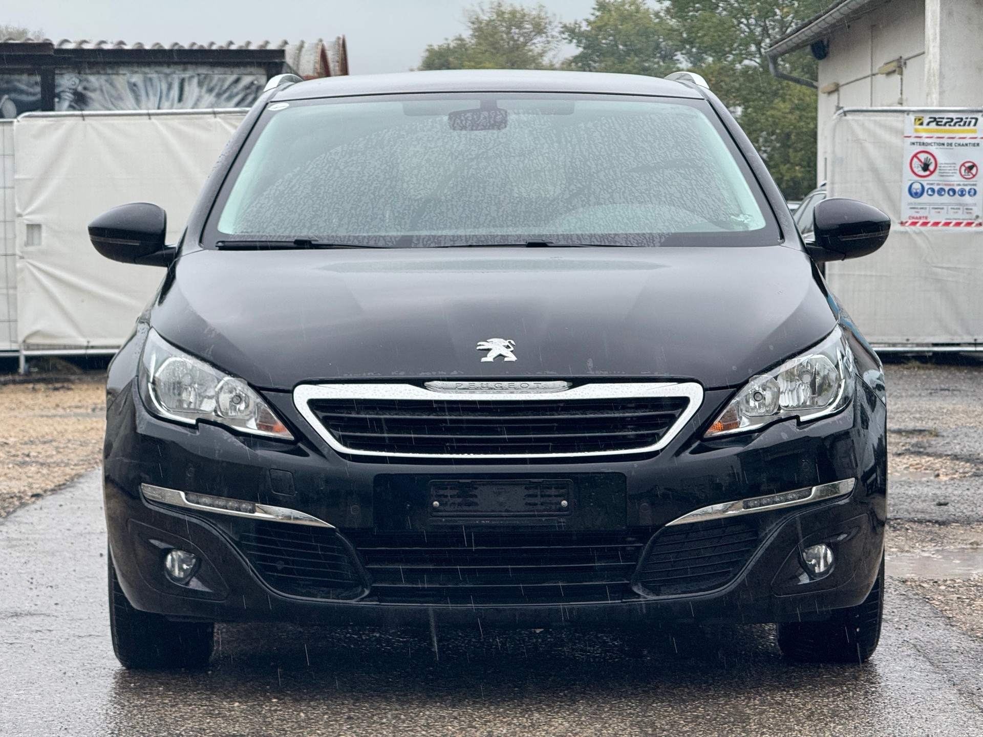 PEUGEOT 308 SW 1.2 THP Style Automatic-image-1