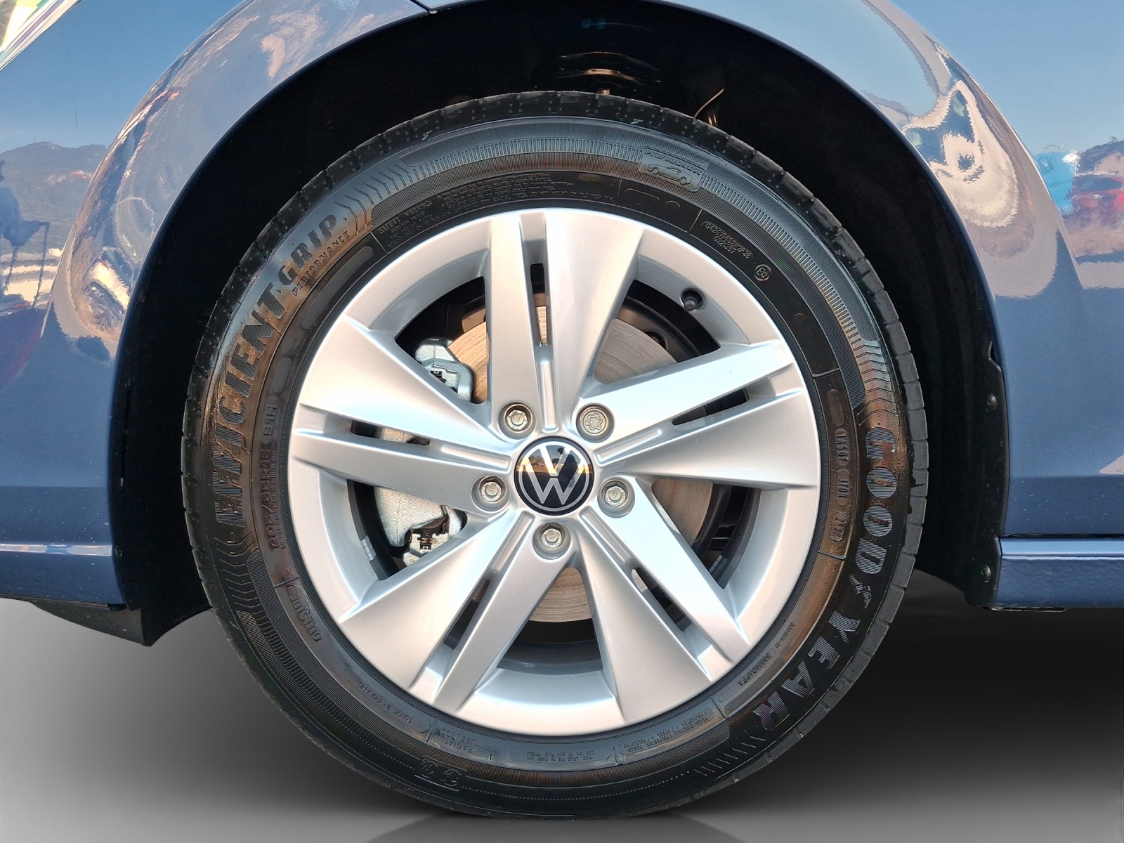 VW Golf 1.5 e TSI mHEV Value DSG-image-13
