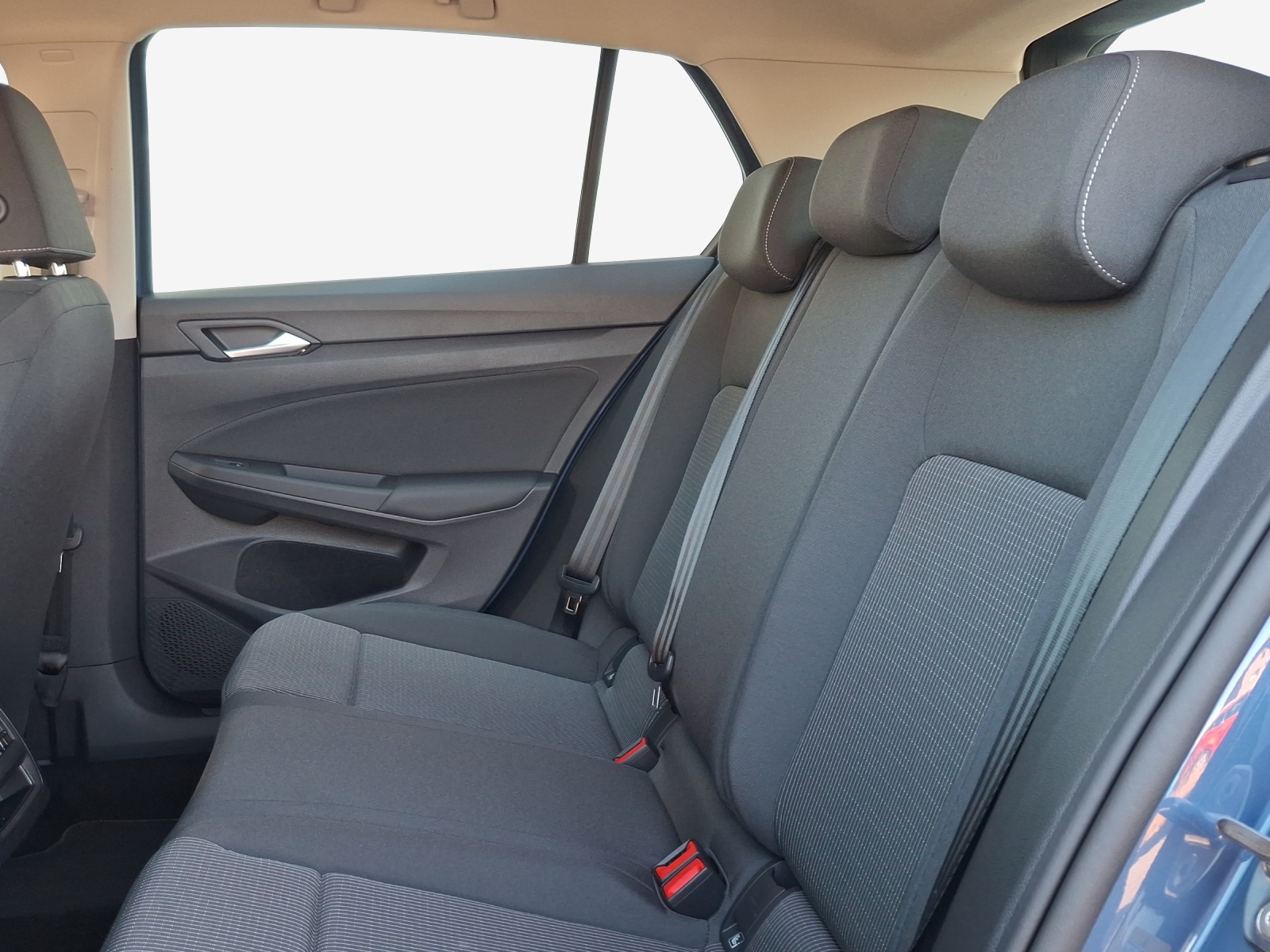 VW Golf 1.5 e TSI mHEV Value DSG-image-11