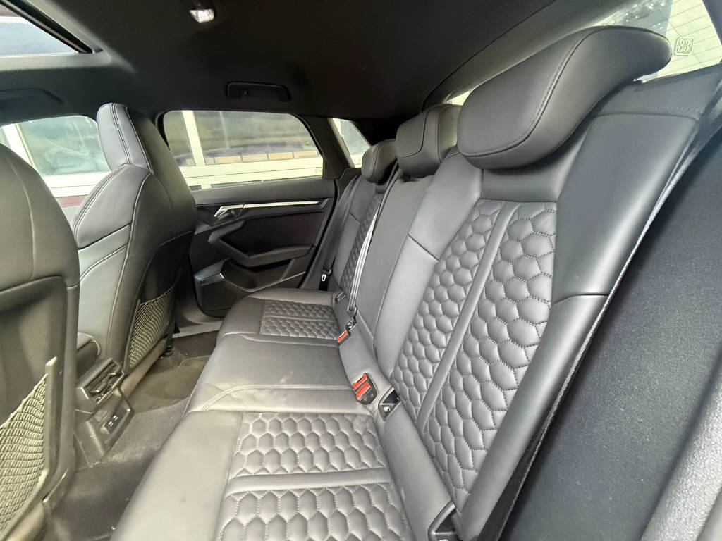 AUDI RS3 Sportback 2.5 TFSI quattro S-Tronic (CH)-image-9