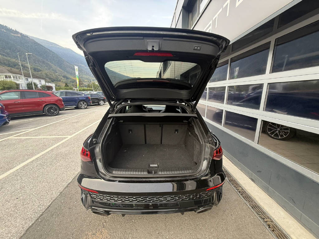 AUDI RS3 Sportback 2.5 TFSI quattro S-Tronic (CH)-image-5