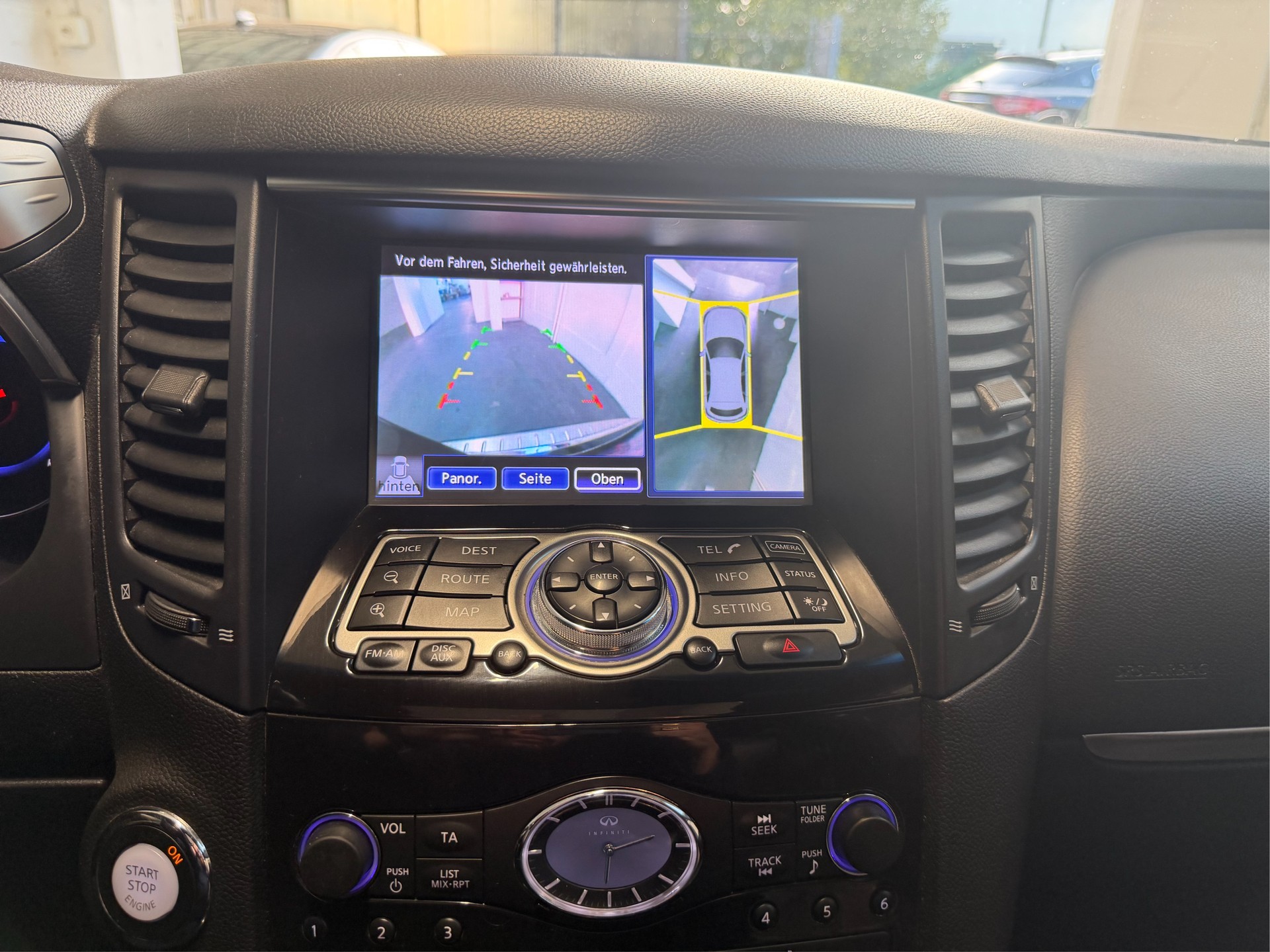 INFINITI FX30d S Premium AWD Automatic-image-11