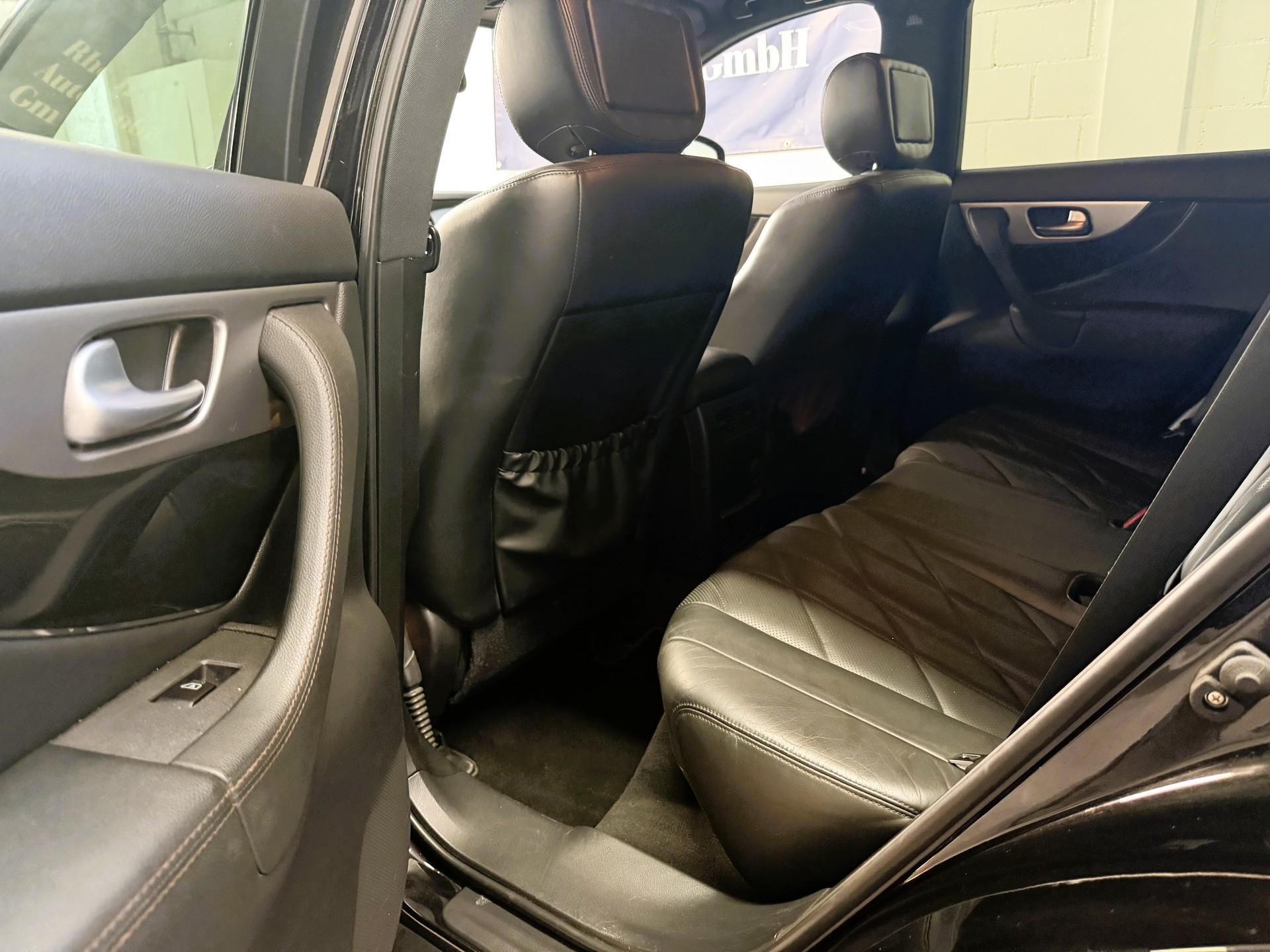 INFINITI FX30d S Premium AWD Automatic-image-9