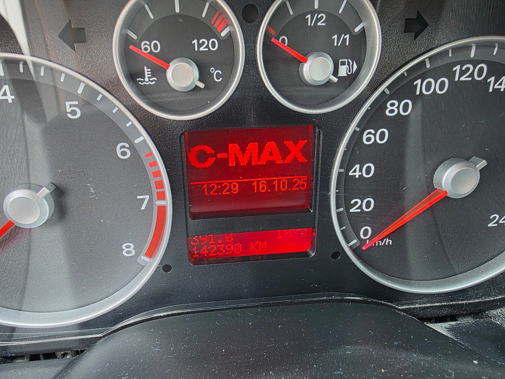 FORD C-Max 2.0 16V Carving Automatic-image-2