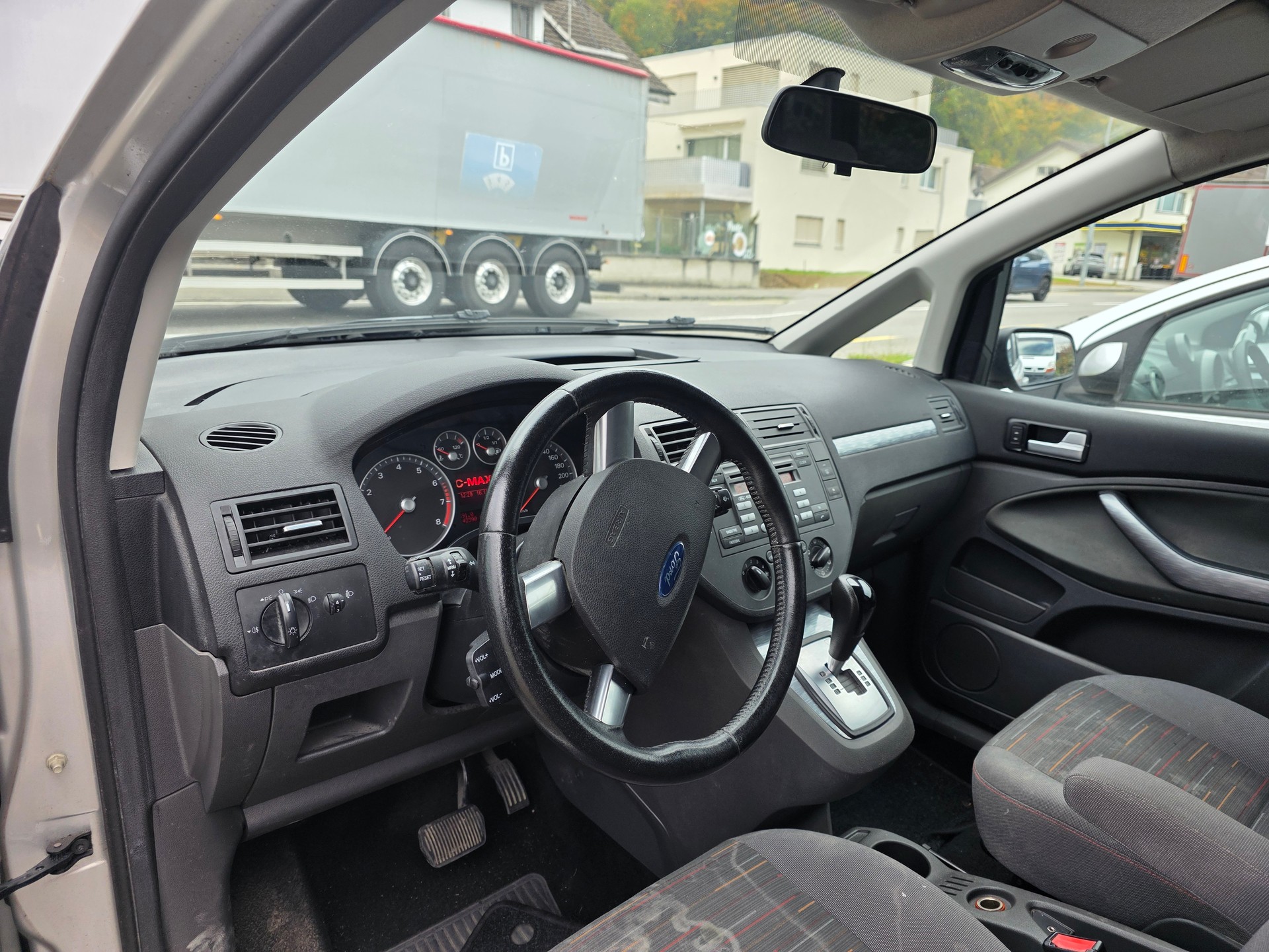 FORD C-Max 2.0 16V Carving Automatic-image-1