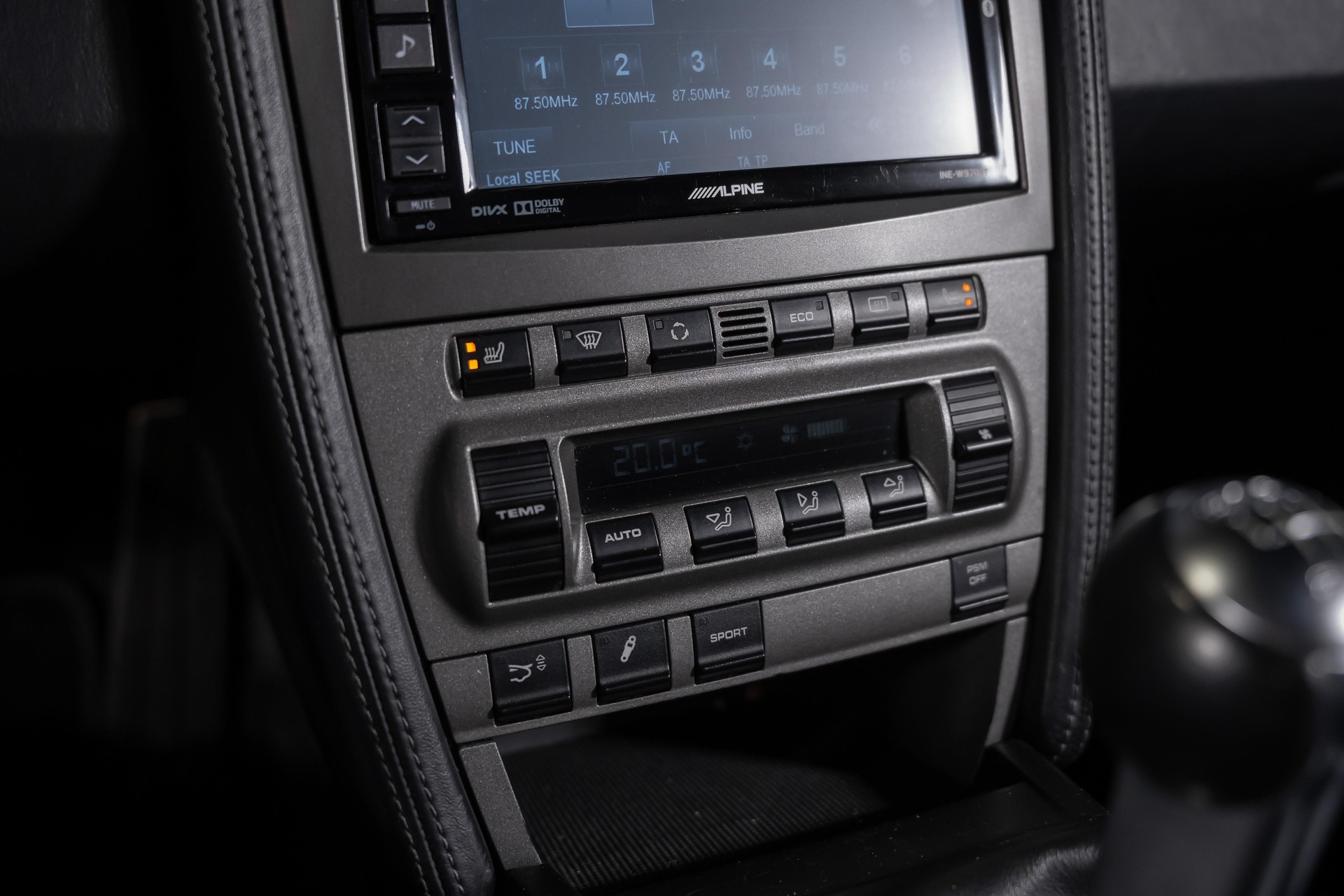 PORSCHE 911 Coupé 3.6 Turbo-image-24