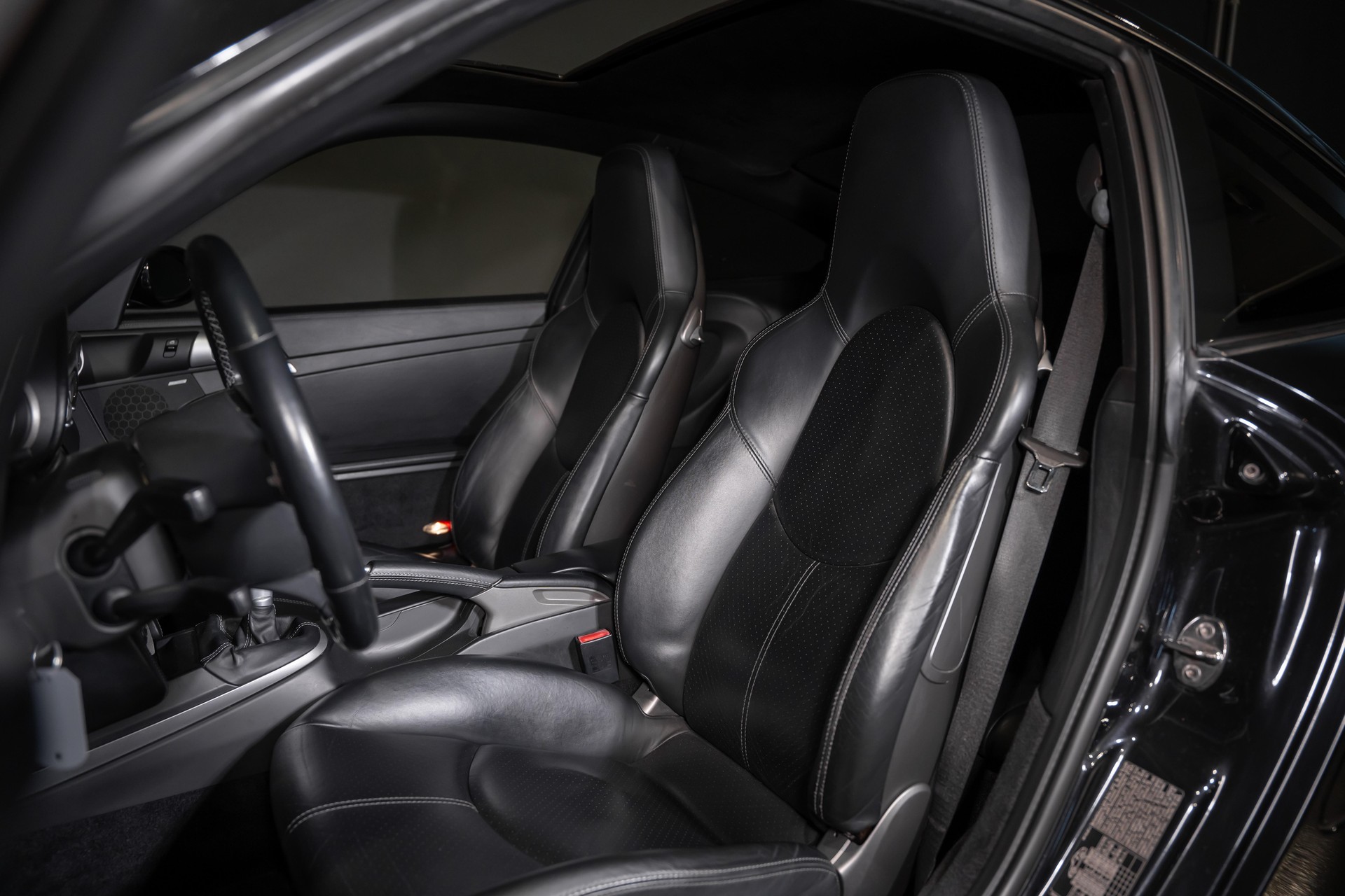 PORSCHE 911 Coupé 3.6 Turbo-image-12