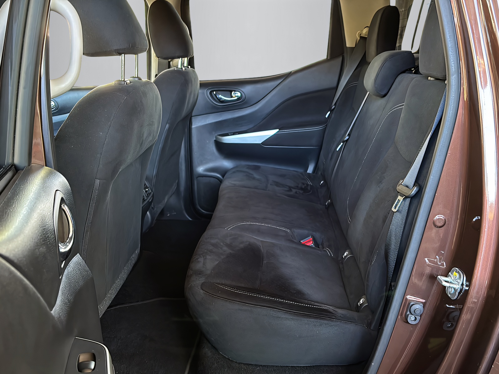 NISSAN Navara 2.3 dCi Double Cab N-Connecta S/S-image-6