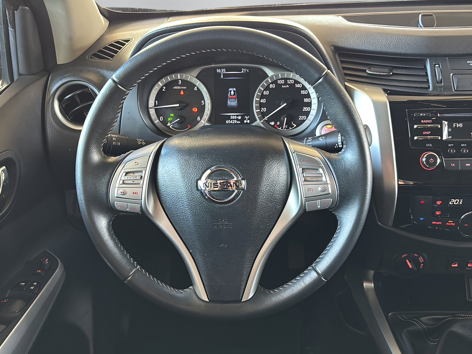 NISSAN Navara 2.3 dCi Double Cab N-Connecta S/S-image-3