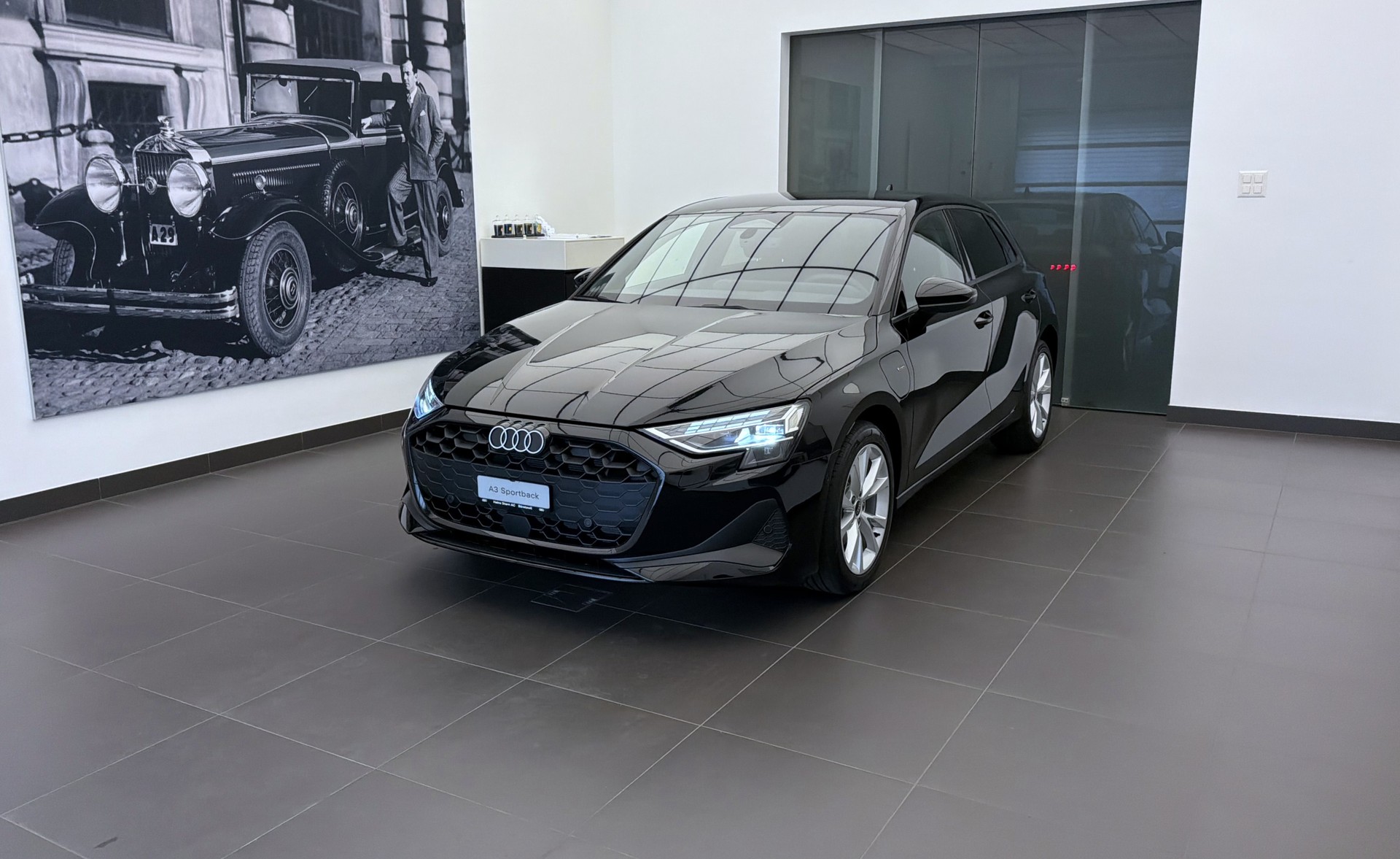 AUDI A3 Sportback TFSI e 150 kW Attraction S-tronic-image-0
