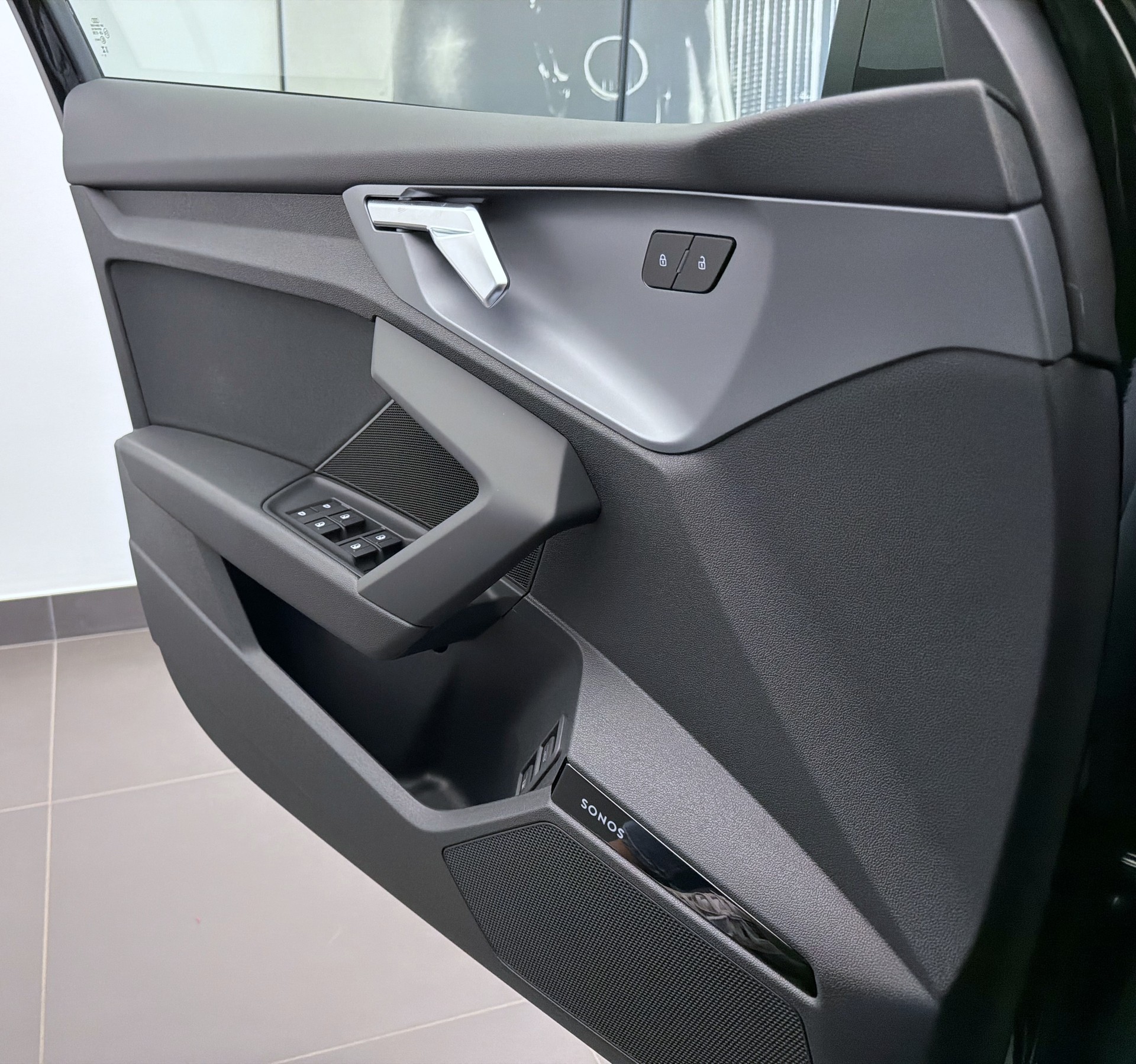 AUDI A3 Sportback TFSI e 150 kW Attraction S-tronic-image-4
