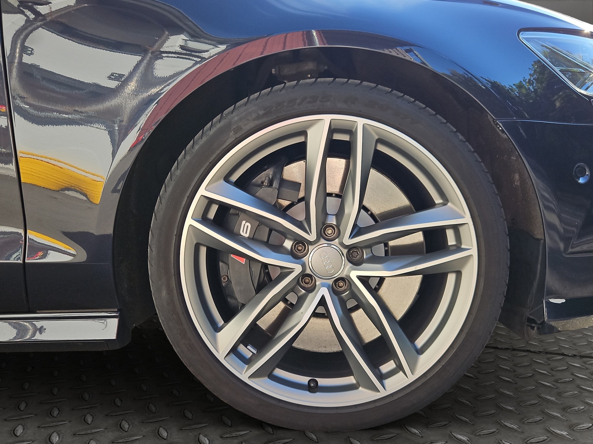 AUDI S6 Avant 4.0 TFSI V8 quattro S-tronic-image-26