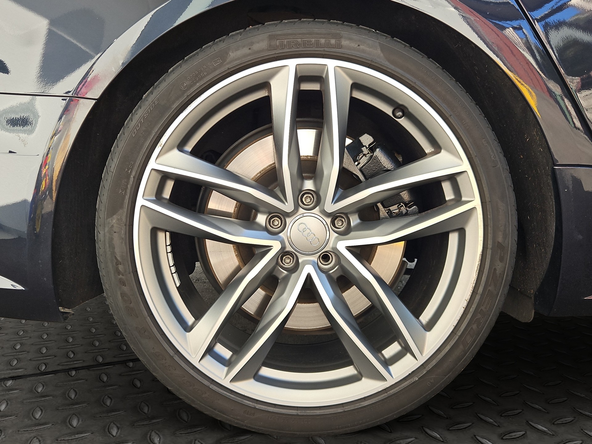 AUDI S6 Avant 4.0 TFSI V8 quattro S-tronic-image-25