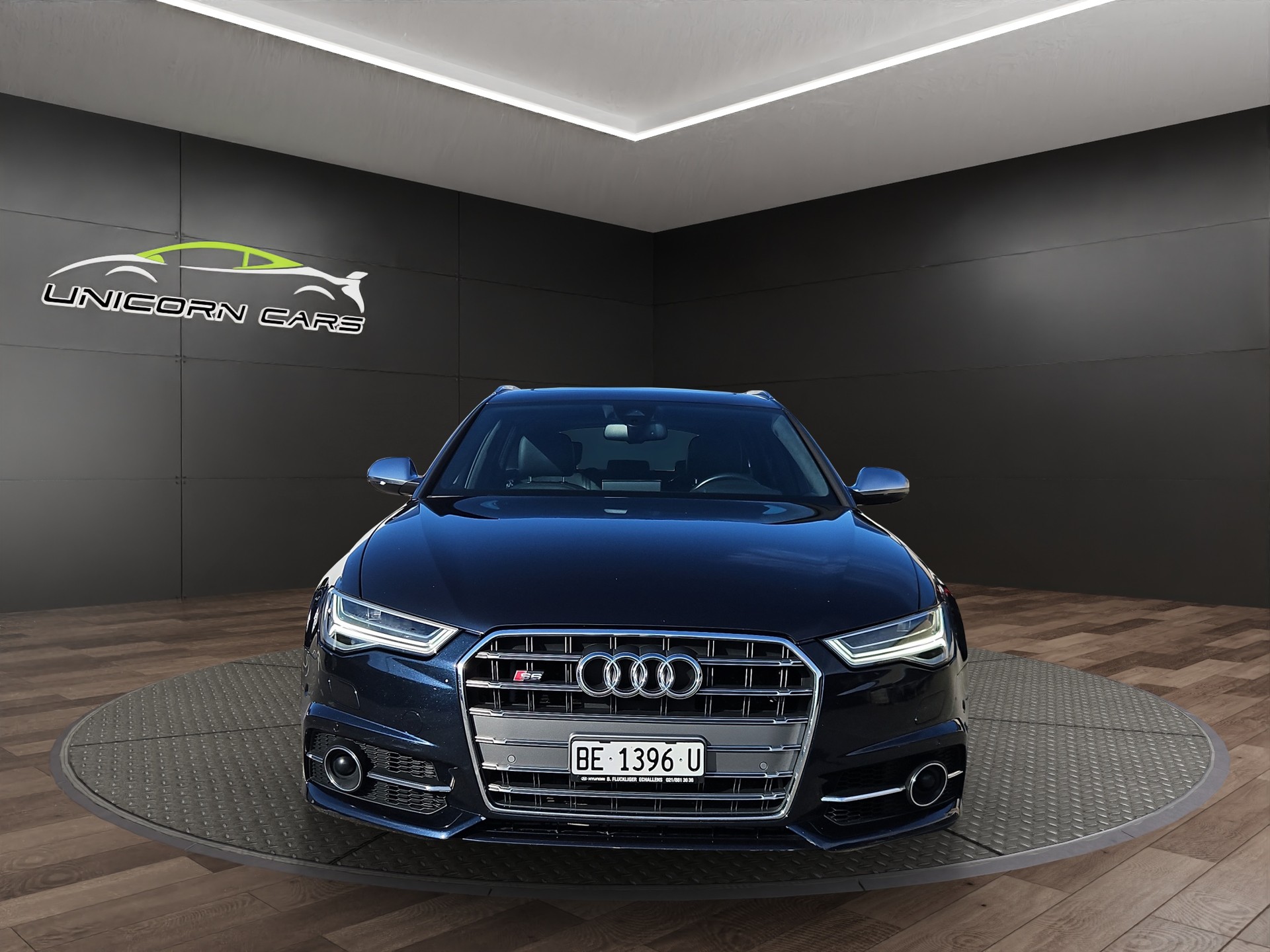 AUDI S6 Avant 4.0 TFSI V8 quattro S-tronic-image-1