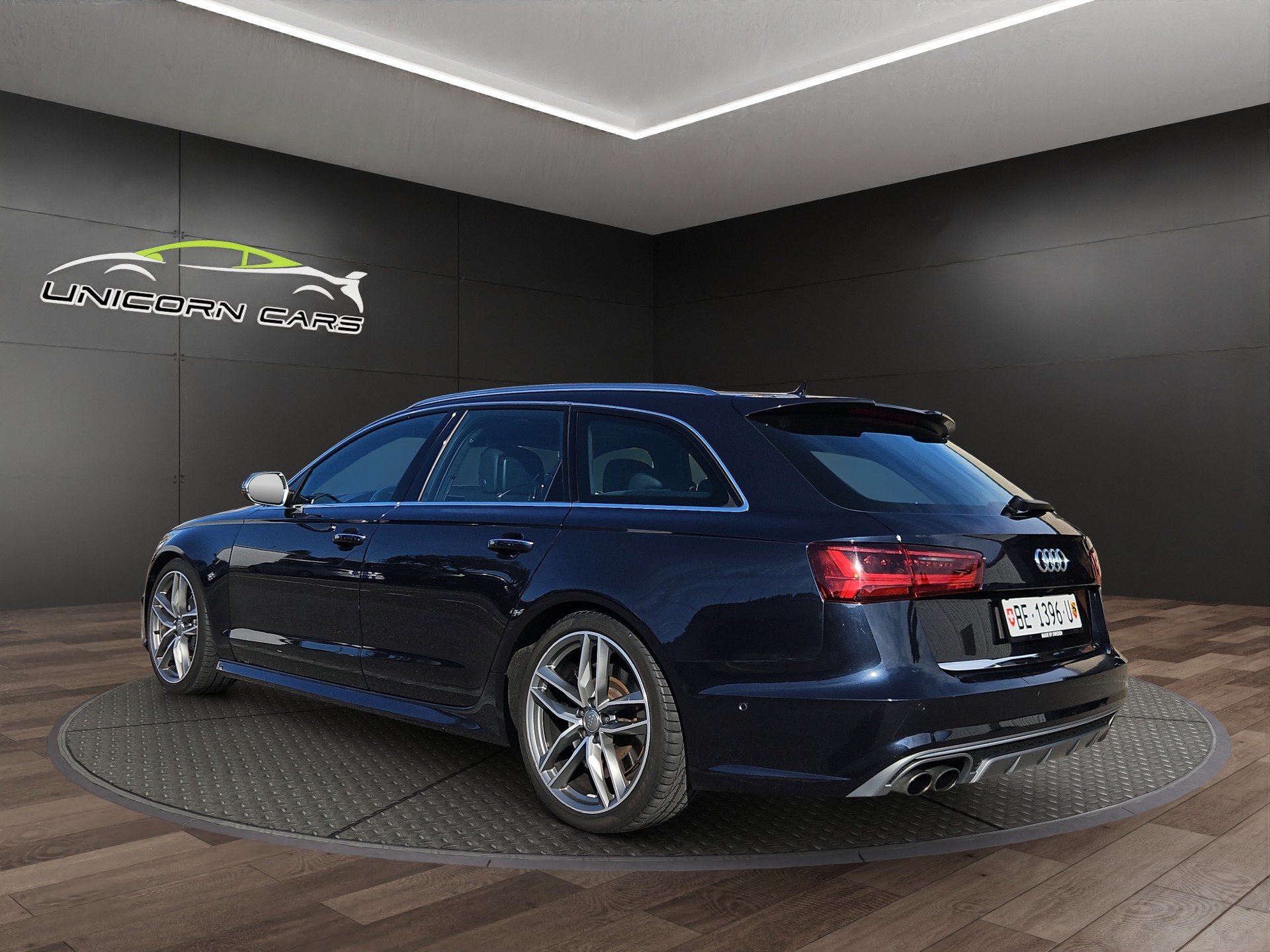 AUDI S6 Avant 4.0 TFSI V8 quattro S-tronic-image-5