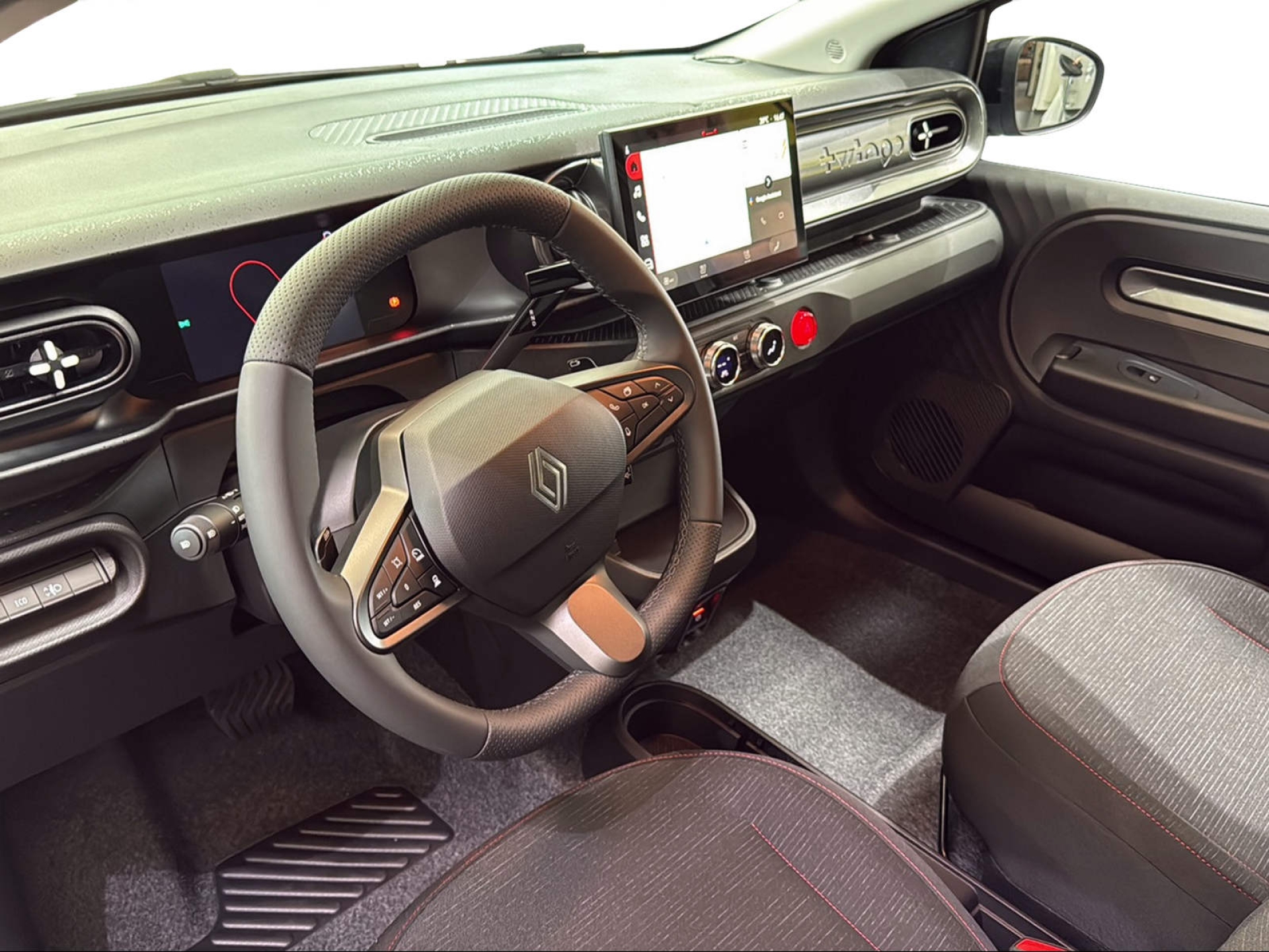 RENAULT Twingo E-Tech-image-11