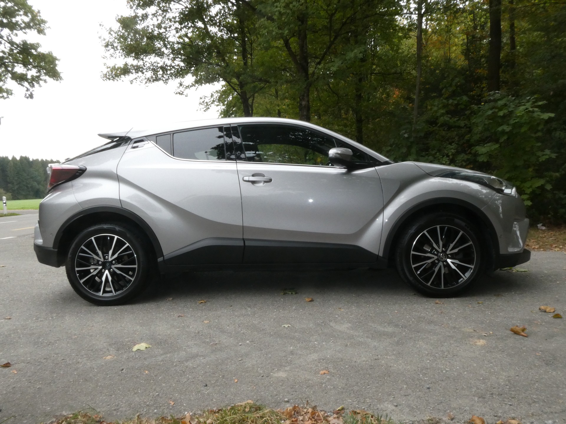 TOYOTA C-HR 1.2 Turbo Trend 4WD Multidrive S-image-6