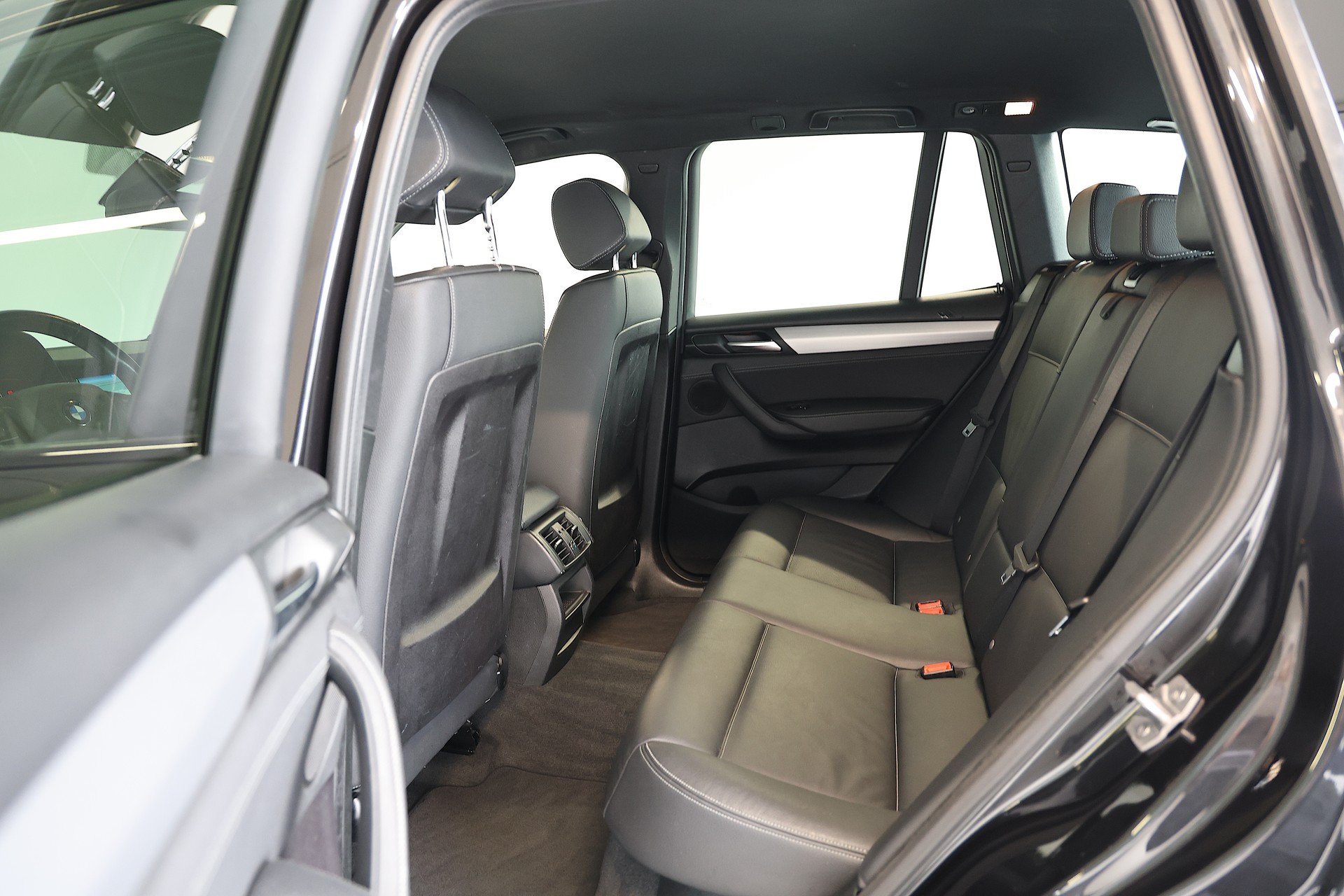 BMW X3 20d xDrive SAG-image-15