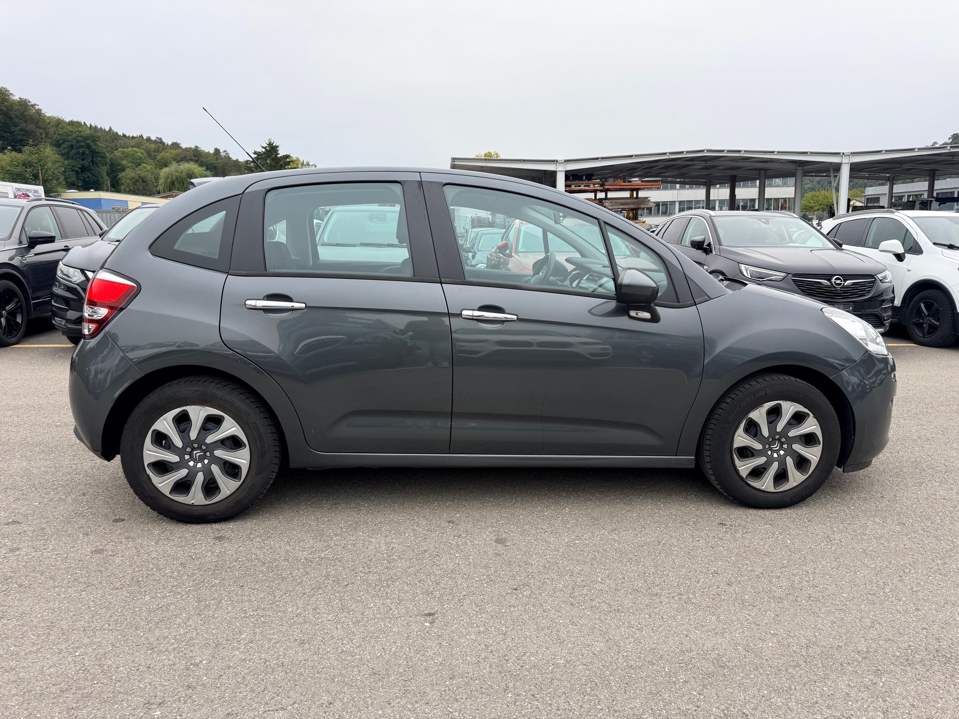 CITROEN C3 1.2i Exclusive-image-5