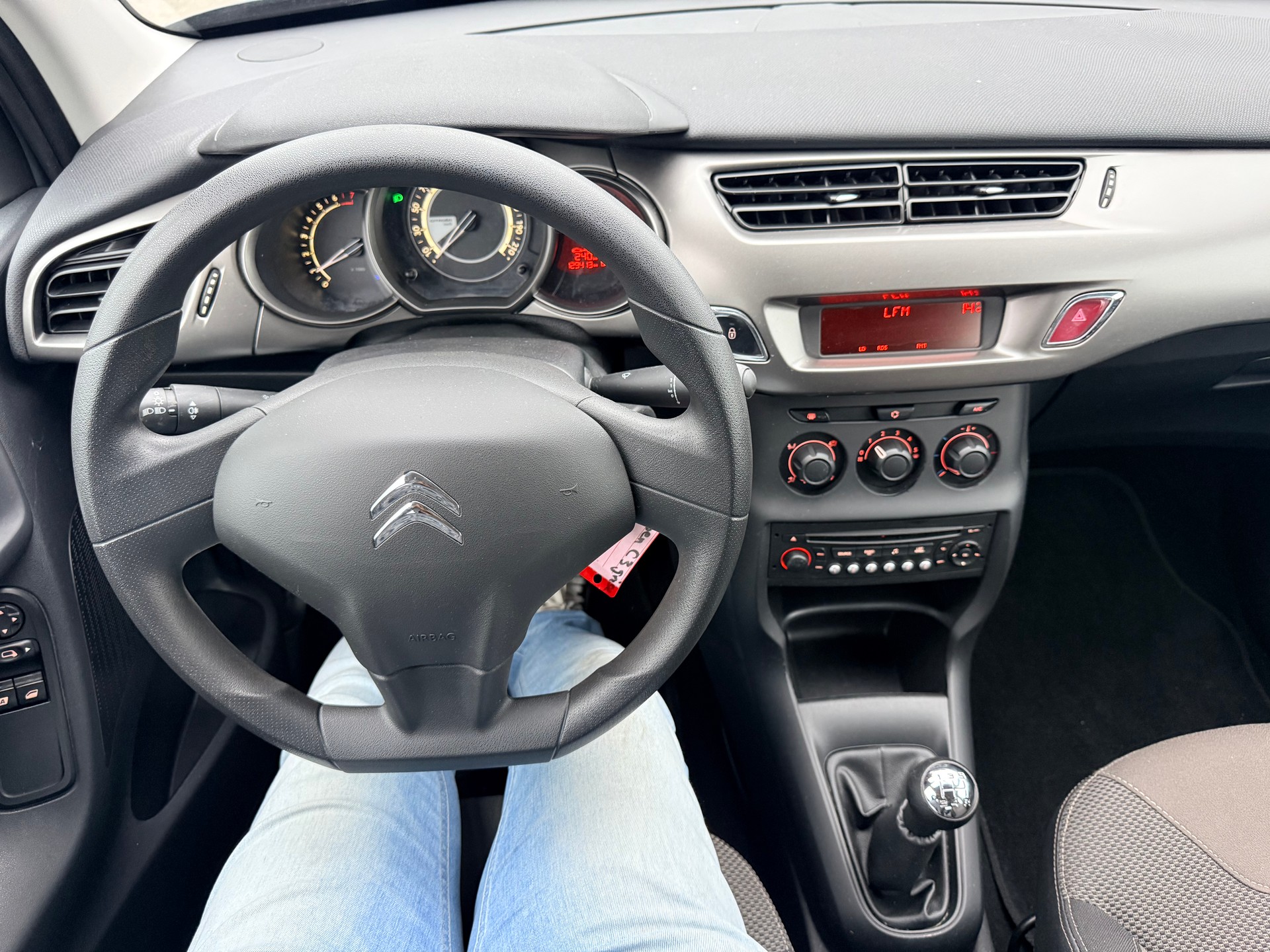 CITROEN C3 1.2i Exclusive-image-15