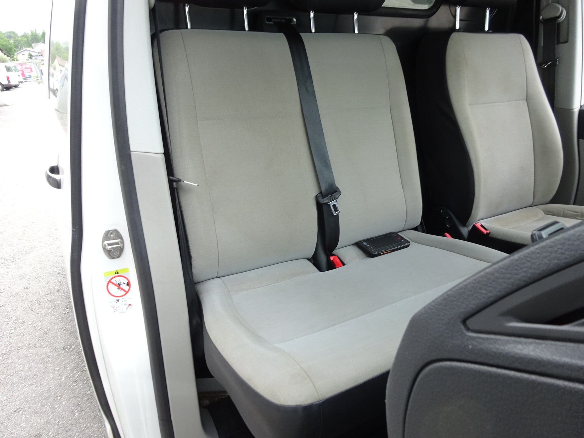 VW T6 2.0 TDI 4Motion long-image-17