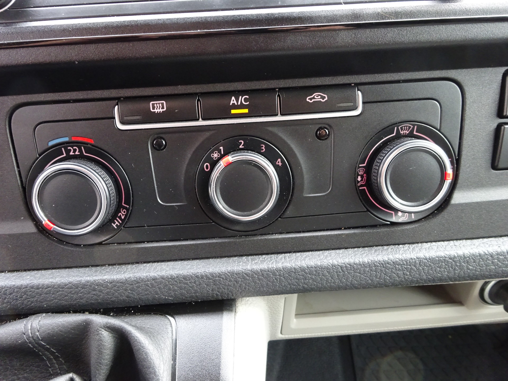 VW T6 2.0 TDI 4Motion long-image-5