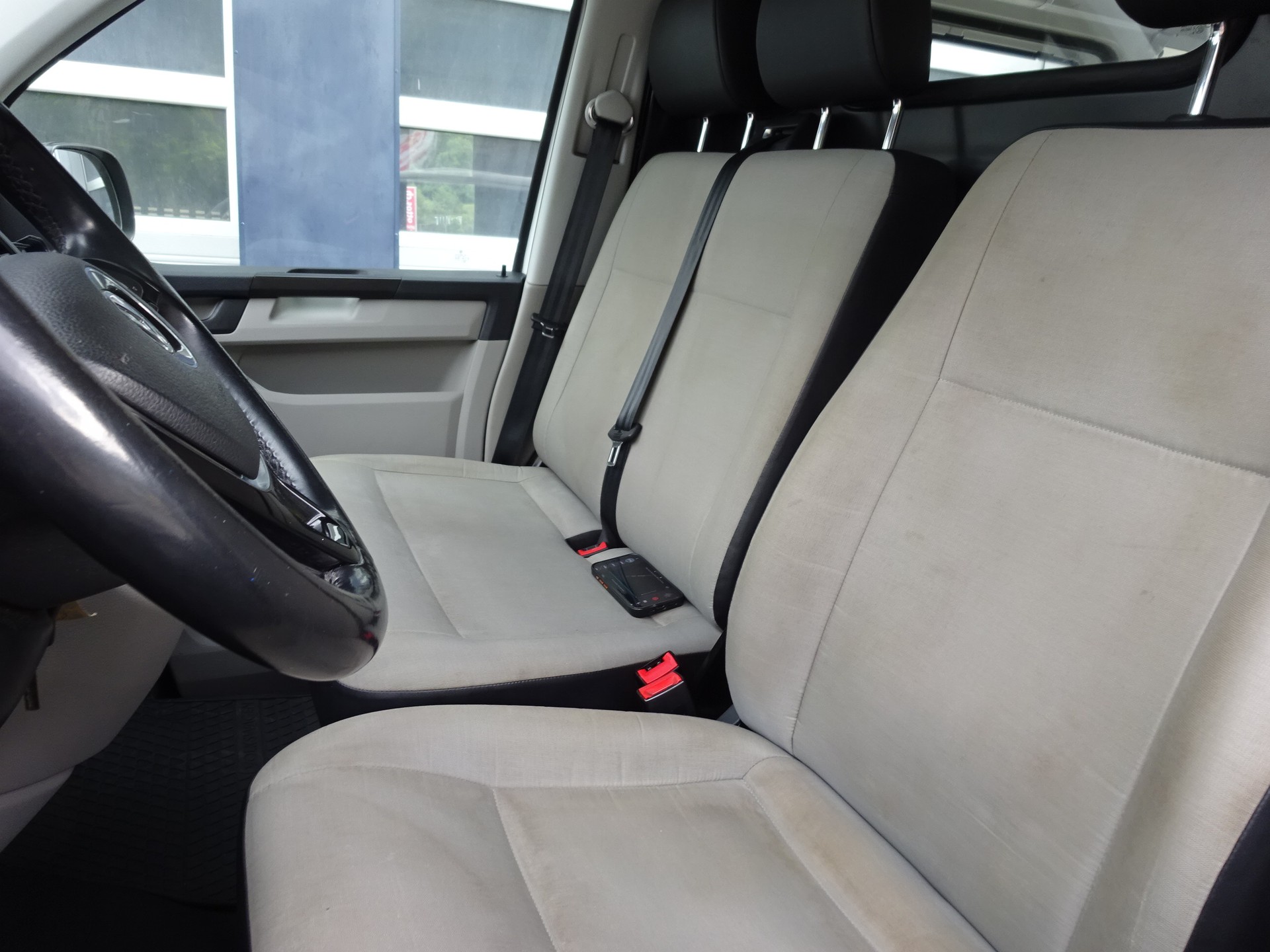 VW T6 2.0 TDI 4Motion long-image-15