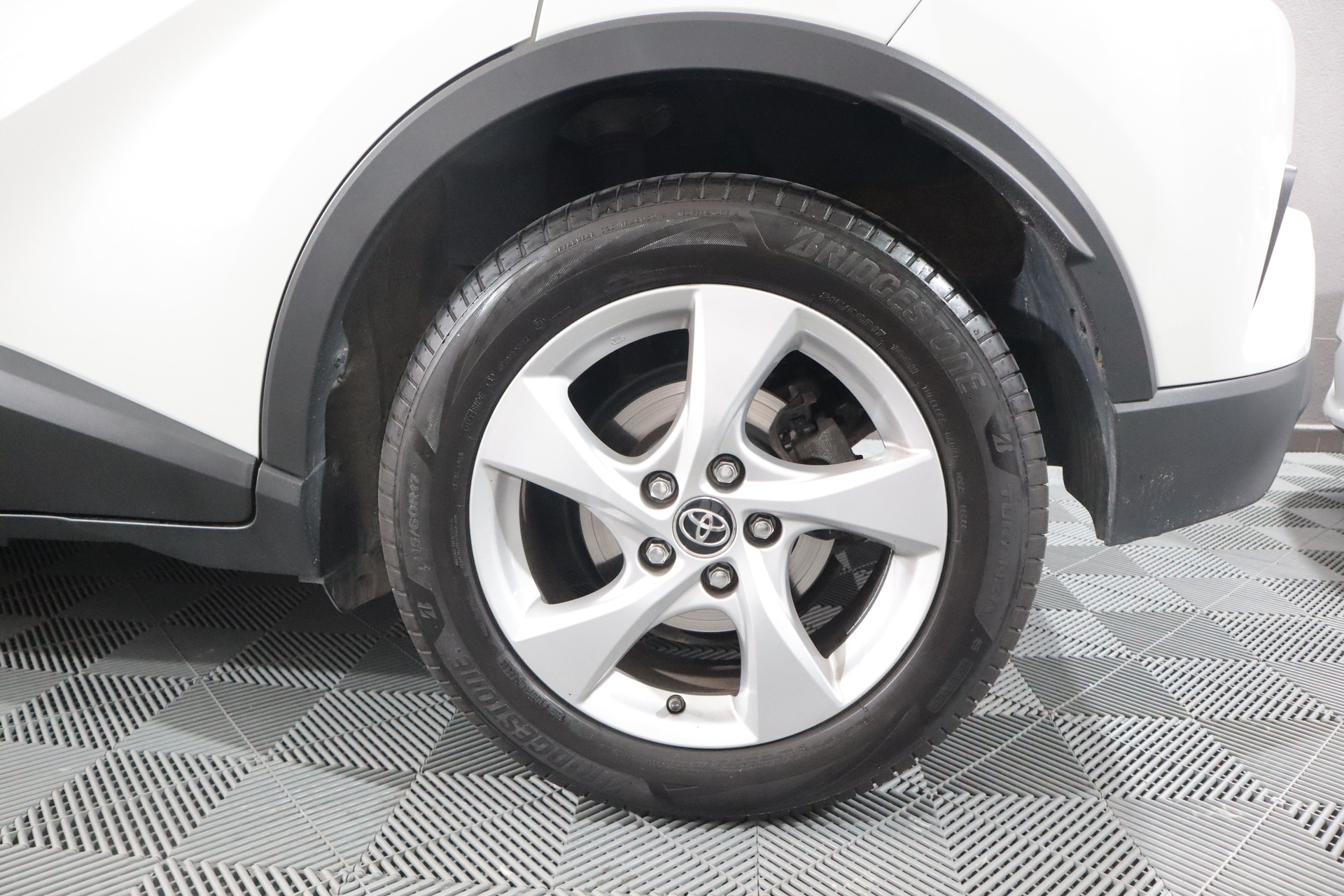 TOYOTA C-HR 1.2 Turbo Comfort 4WD Multidrive S * Caméra de recul *-image-23