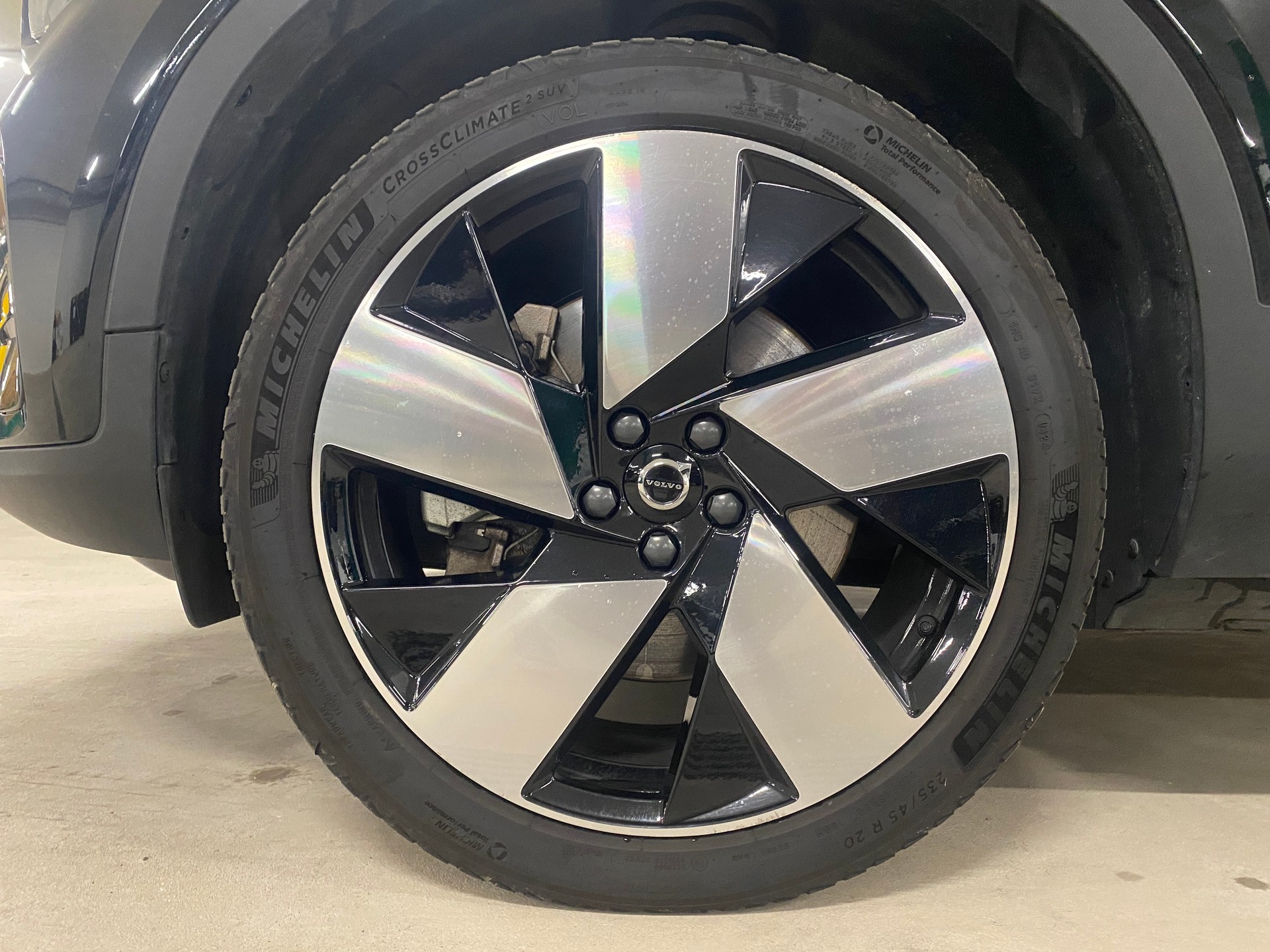 VOLVO XC40 E80 Twin Plus AWD-image-15