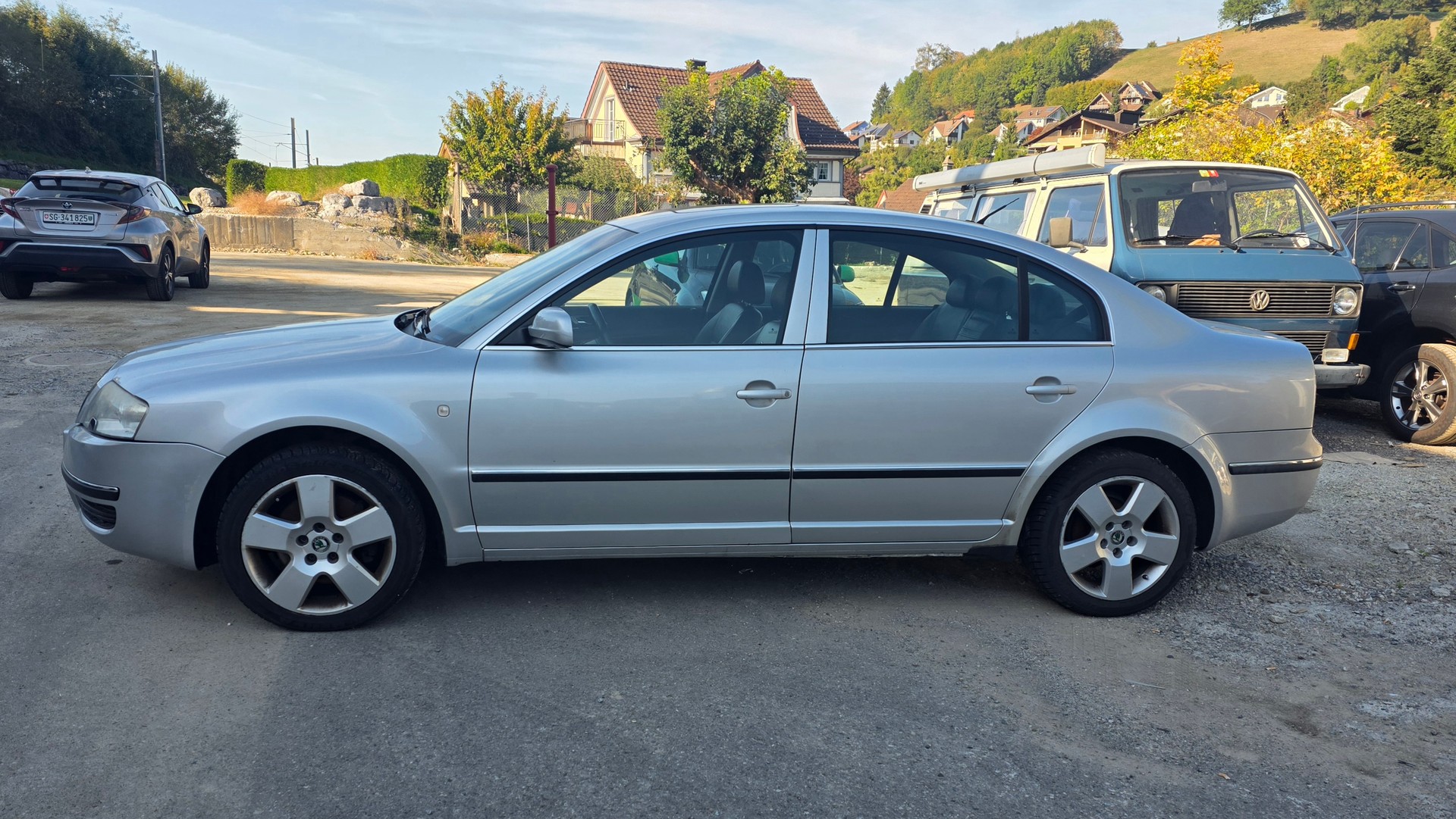 SKODA Superb 2.5 V6 TDi Comfort-image-4
