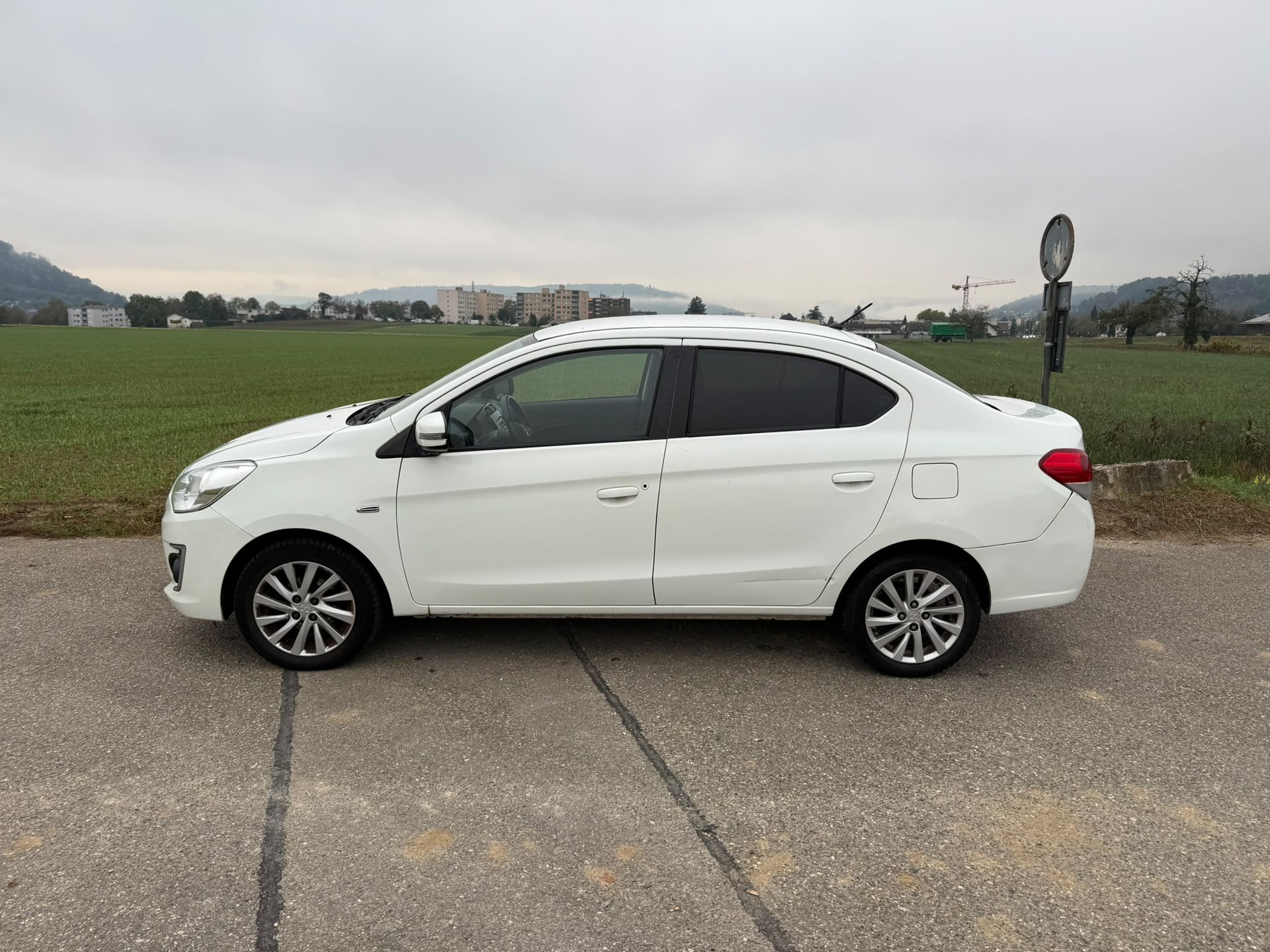 MITSUBISHI Attrage 1.2 Style CVT-image-1