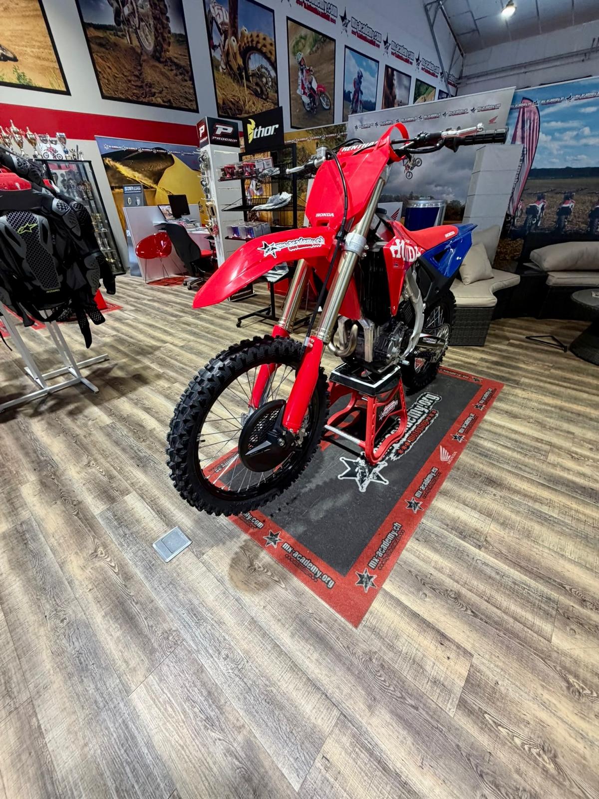HONDA ** CRF250RV ** Neufahrzeug 2027-image-4