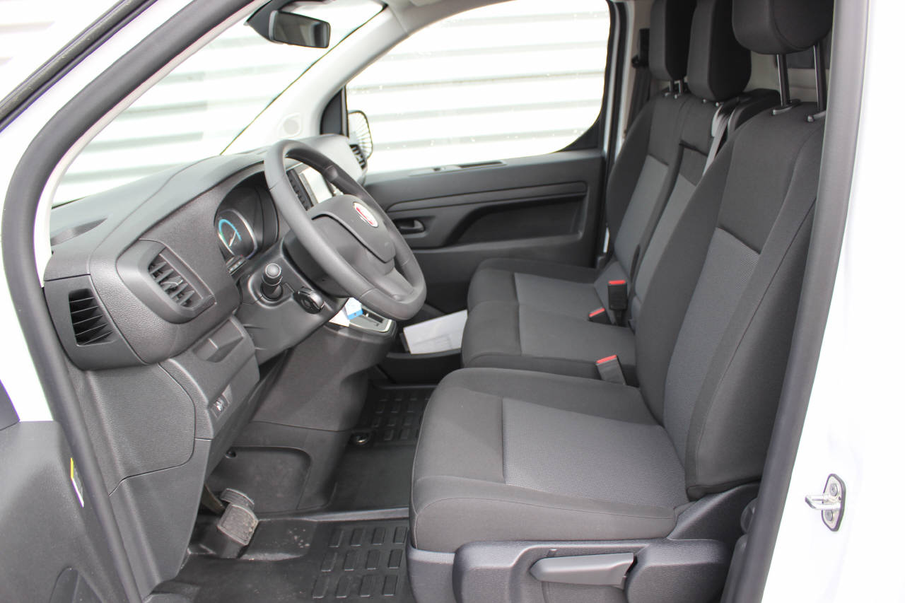 FIAT E-Scudo Kaw. L2 verglast 50 kWh Business Swiss Edition-image-8