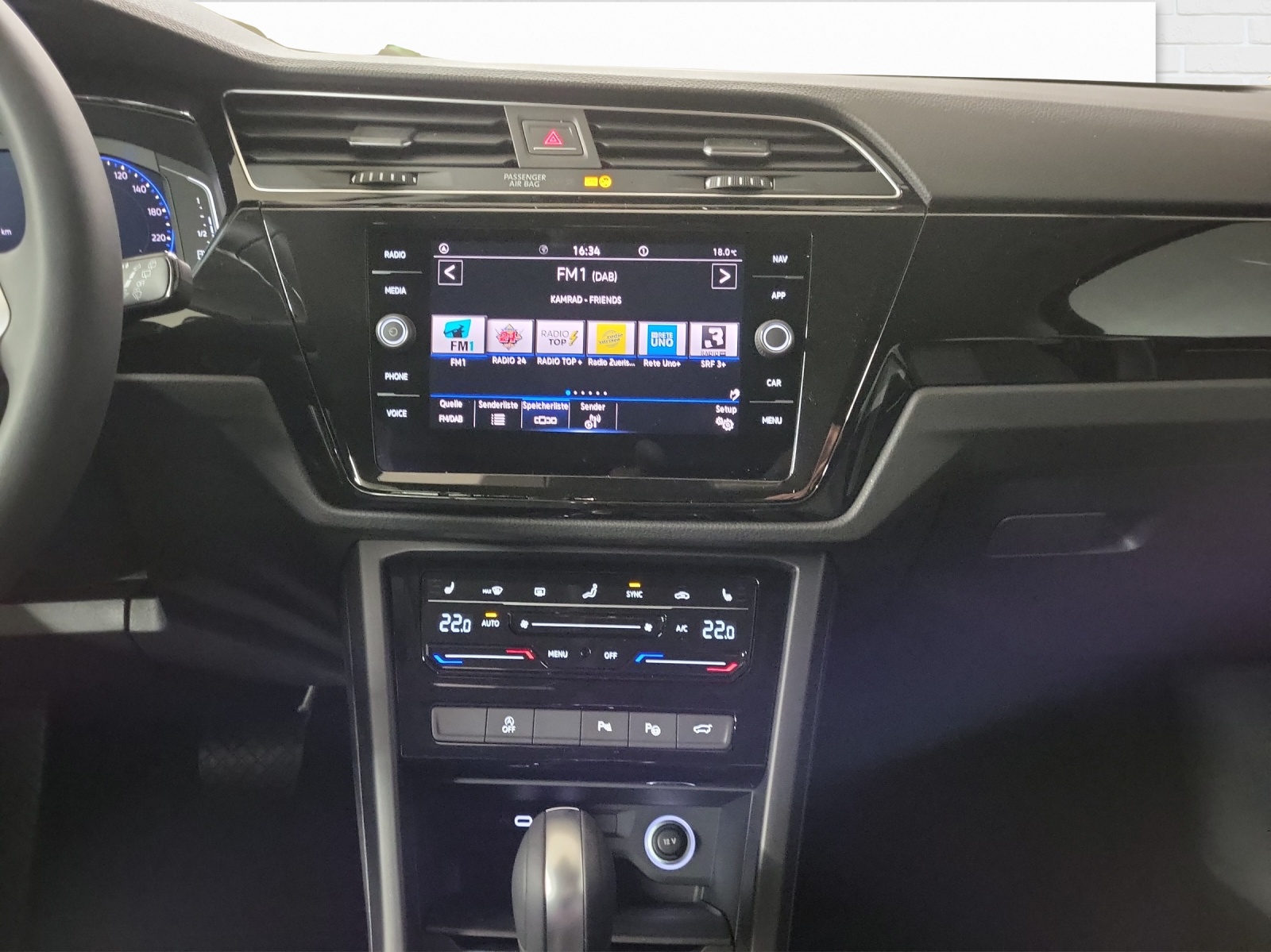 VW Touran 1.5 TSI Comfortline DSG-image-7