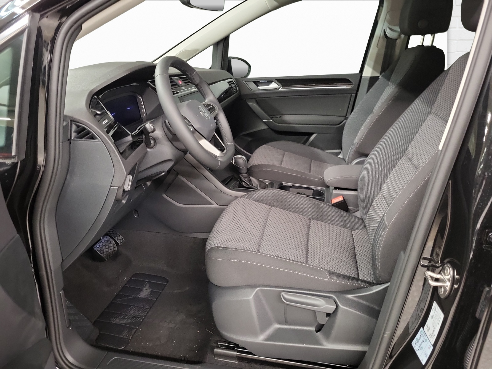VW Touran 1.5 TSI Comfortline DSG-image-5