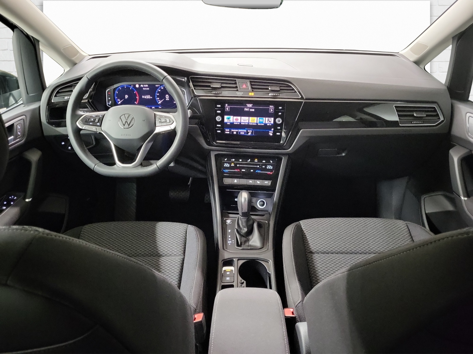 VW Touran 1.5 TSI Comfortline DSG-image-6