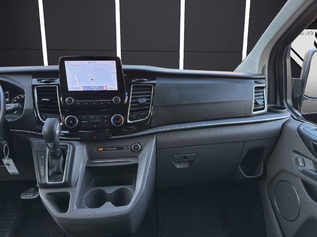 FORD Tourneo Custom 320 L1 2.0 TDCi 185 Titanium-image-11