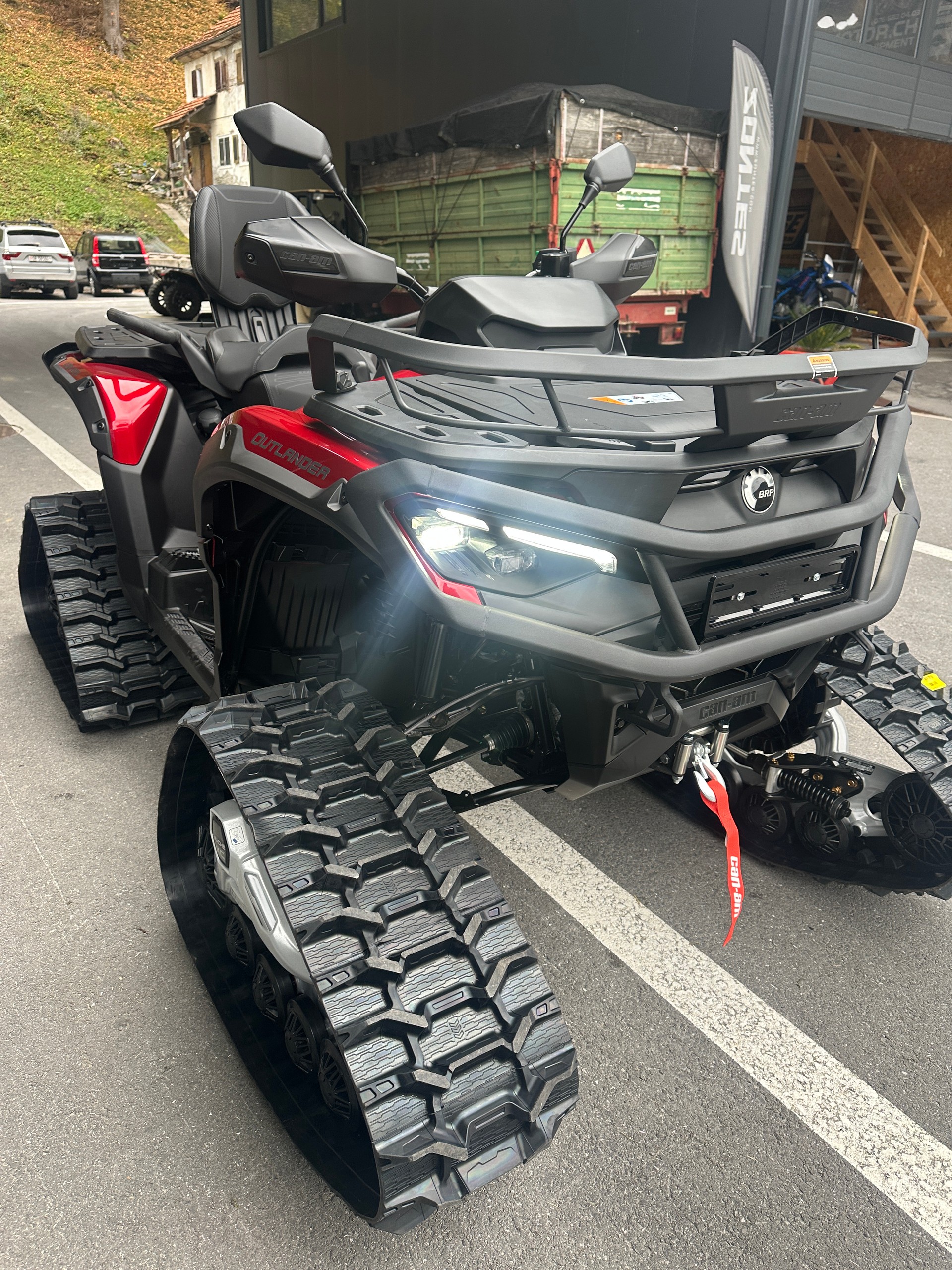CAN-AM 850 XT MAX ABS T-image-15