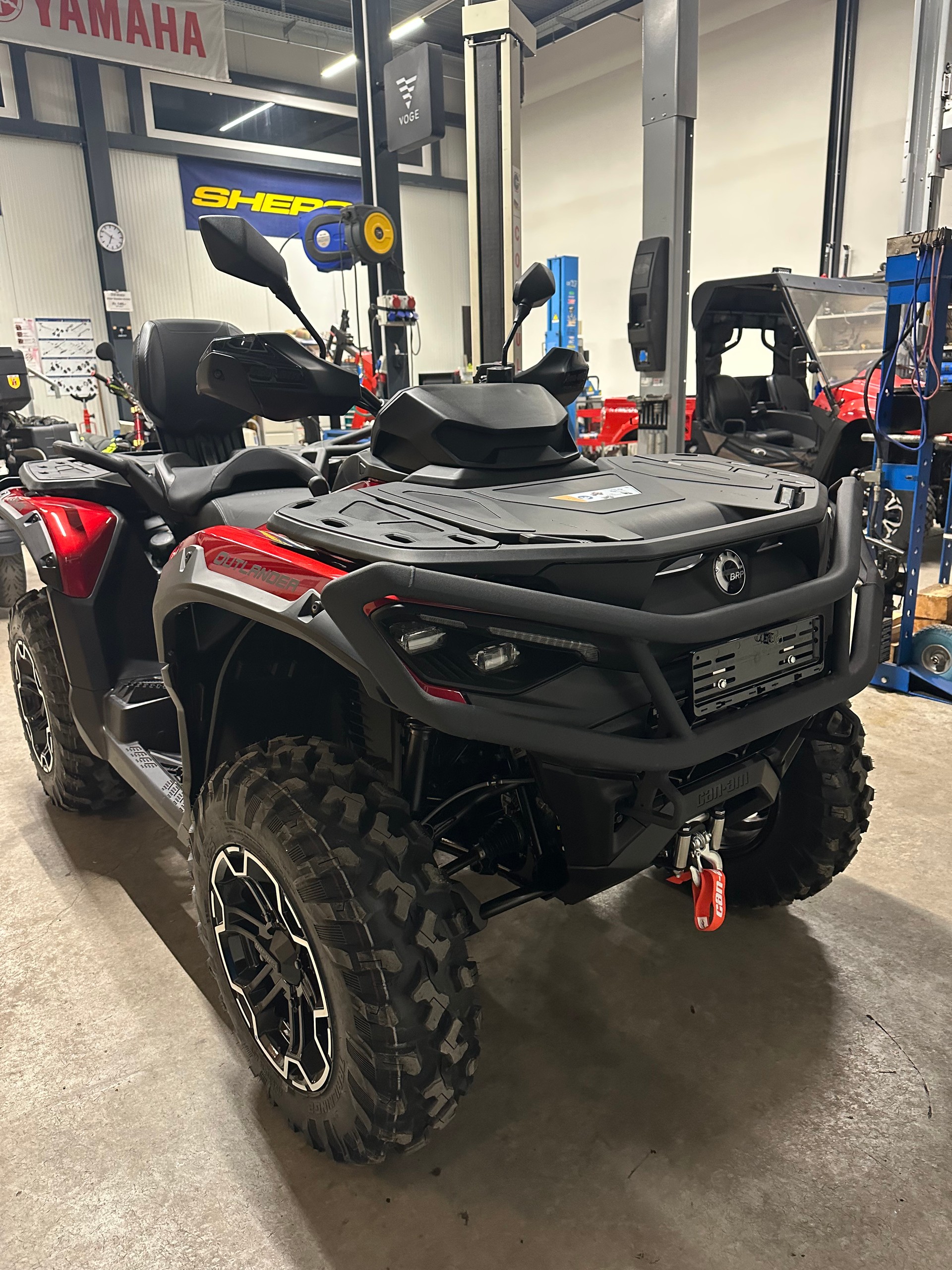 CAN-AM 850 XT MAX ABS T-image-8