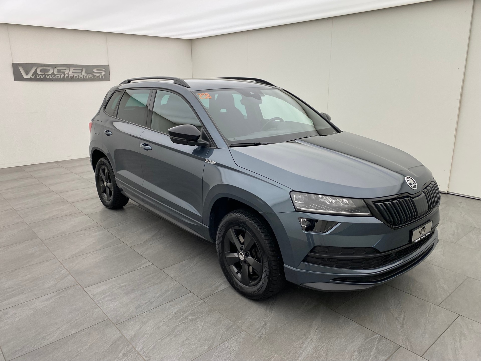 SKODA Karoq 2.0 TDI SCR SportLine 4x4 DSG-image-2