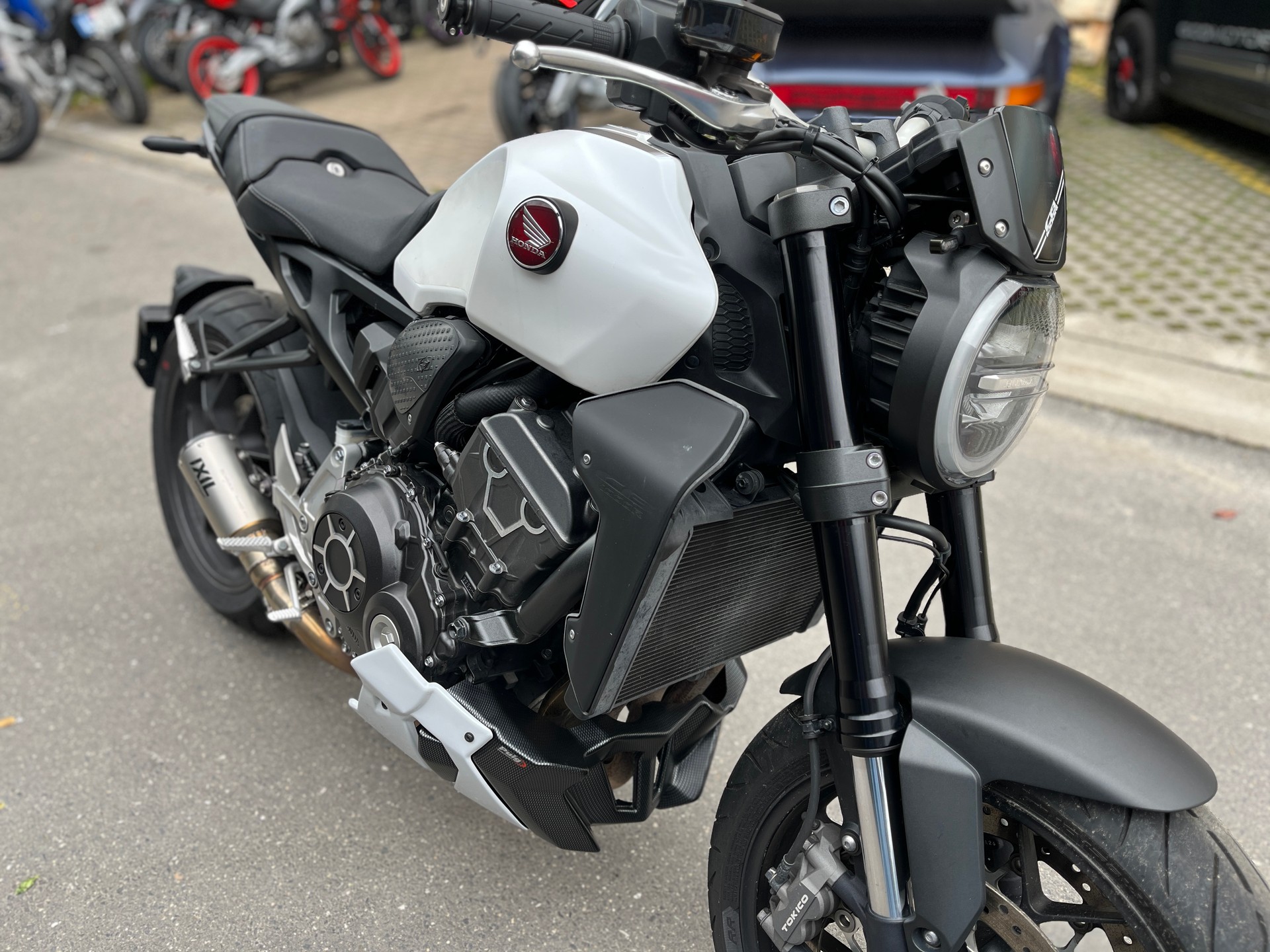 HONDA CB 1000 R ABS-image-8