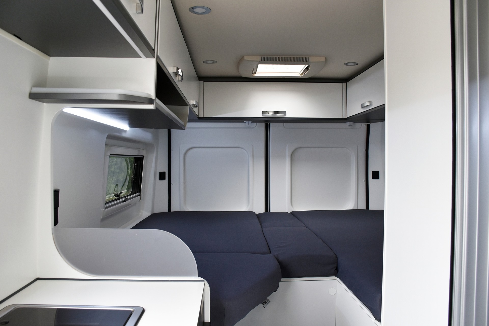PILOTE V 600 J PREMIUM 2,3 DIESEL 9G-AUTOMAT FIAT DUCATO MJ 140-image-0