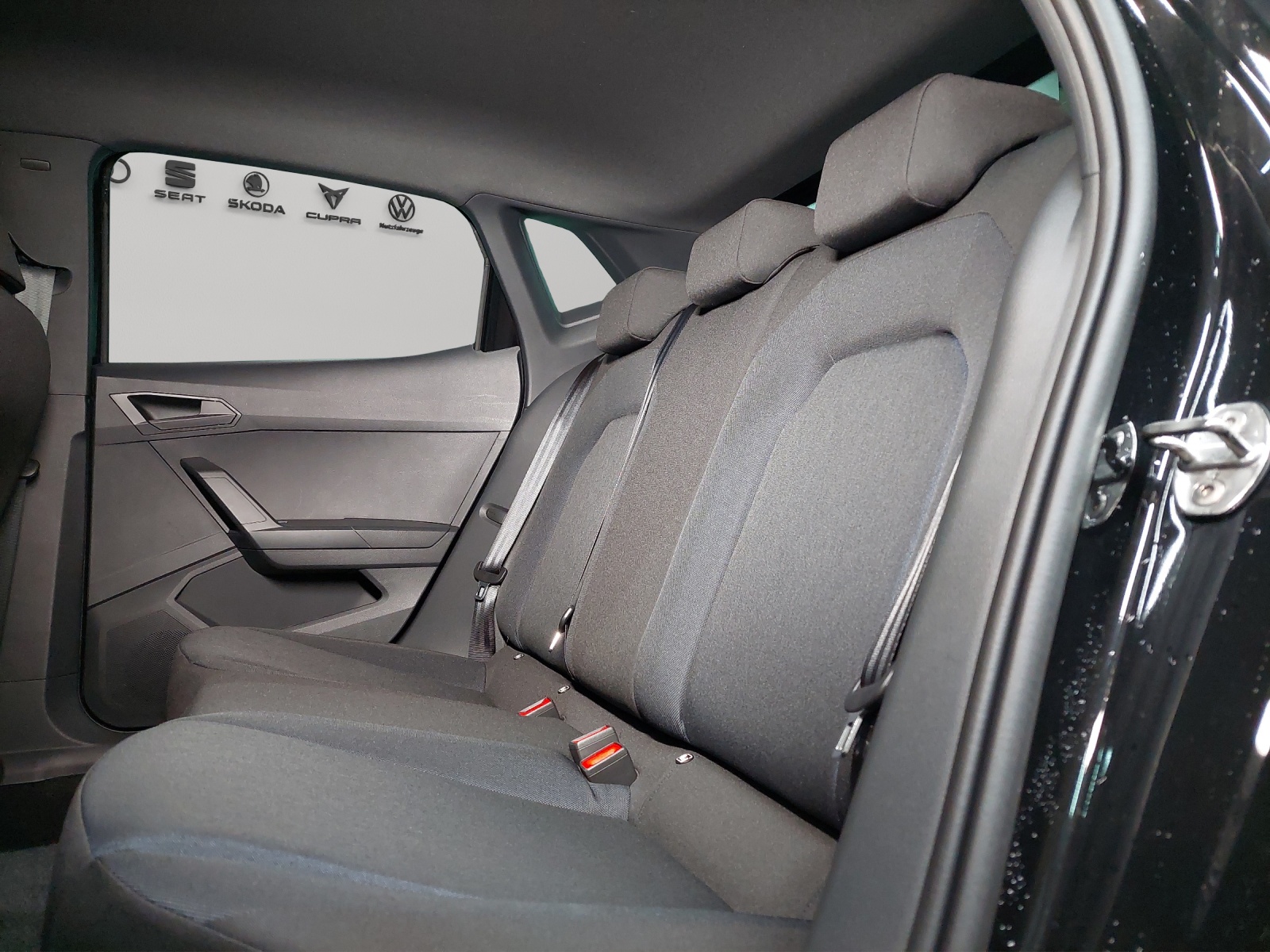 SEAT Seat Ibiza MOVE FR-image-8